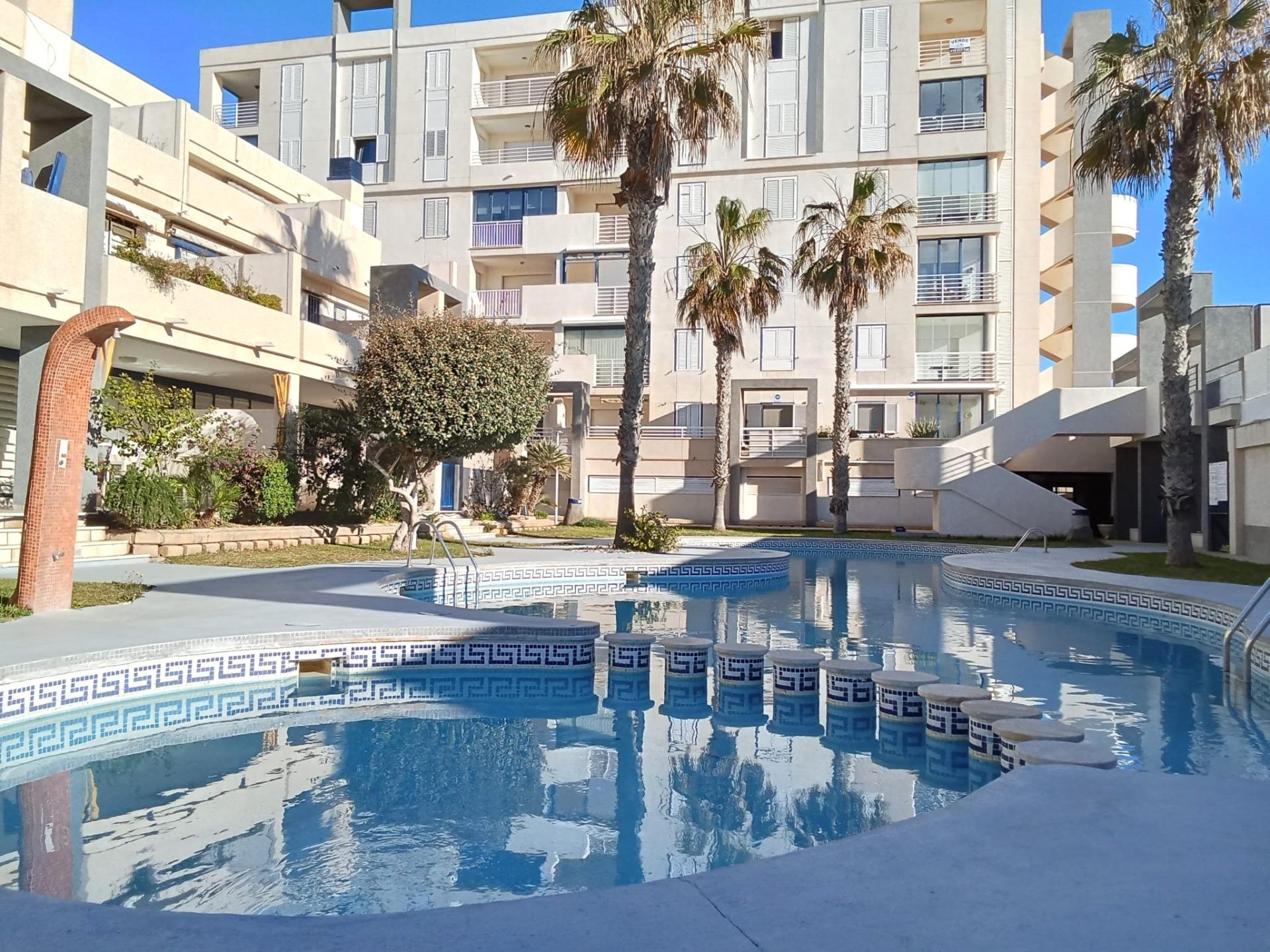 For sale - 2 Bedroom 2 Bathroom Penthouse in Torrevieja - Playa De La Mata  - Alicante