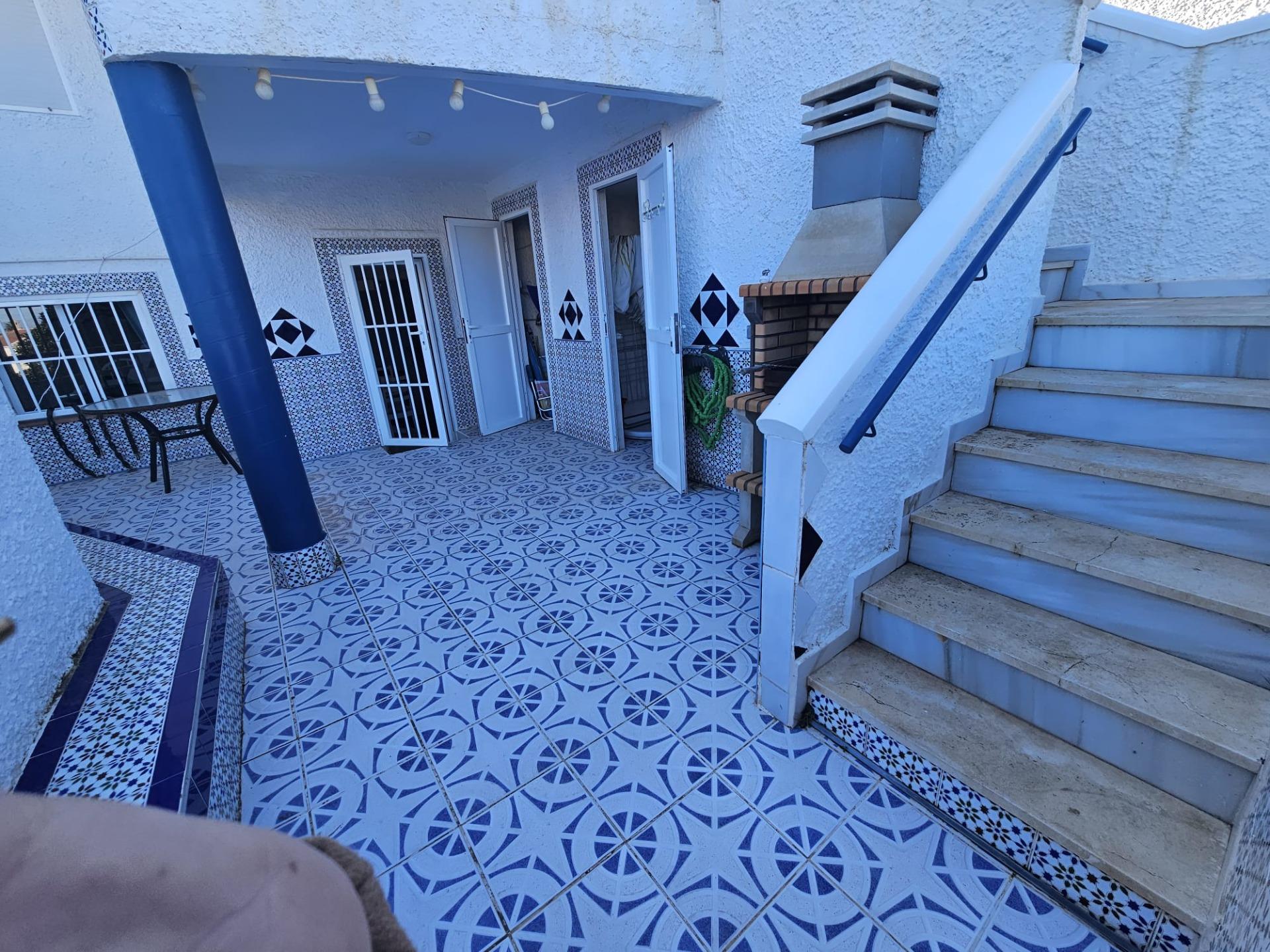 For sale - 3 Bedroom 2 Bathroom Duplex in Torrevieja - Cabo Cervera  - Alicante