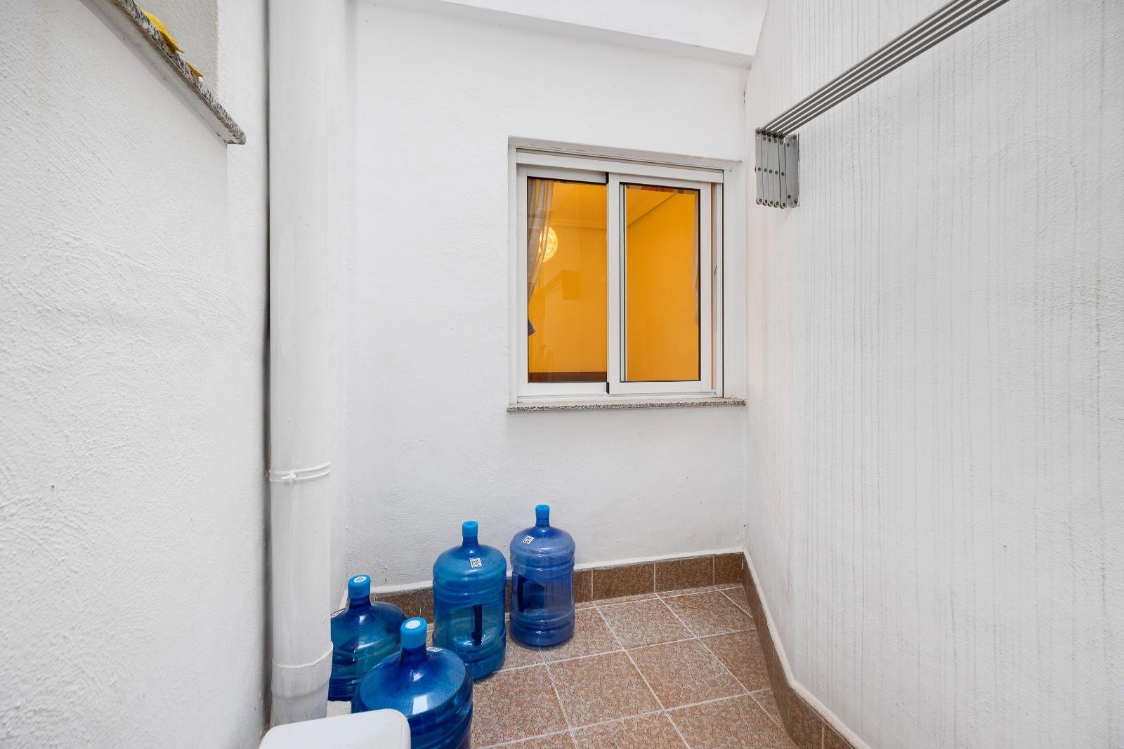 For sale - 3 Bedroom 2 Bathroom Apartment in Torrevieja - Torrevieja  - Alicante