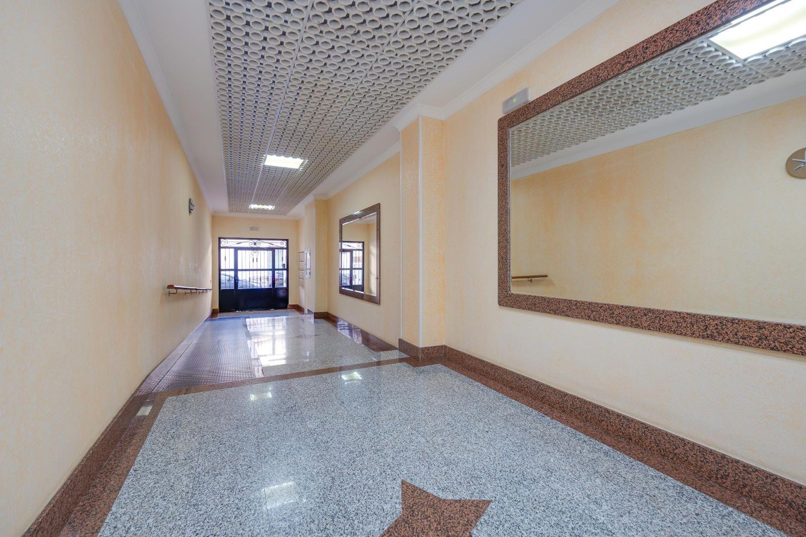 For sale - 3 Bedroom 2 Bathroom Apartment in Torrevieja - Torrevieja  - Alicante