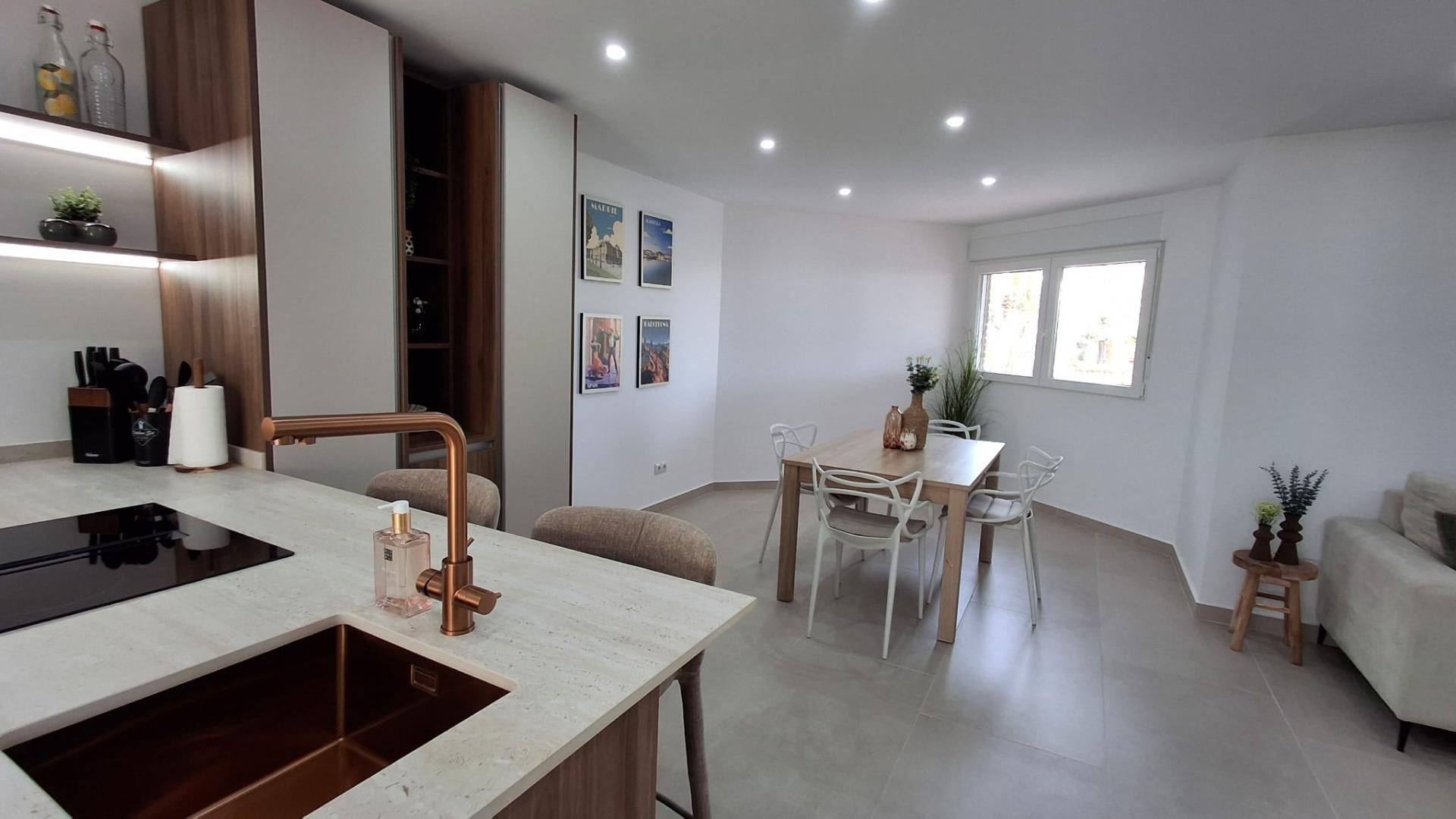 For sale - 2 Bedroom 2 Bathroom Apartment in Torrevieja - Acequion  - Alicante