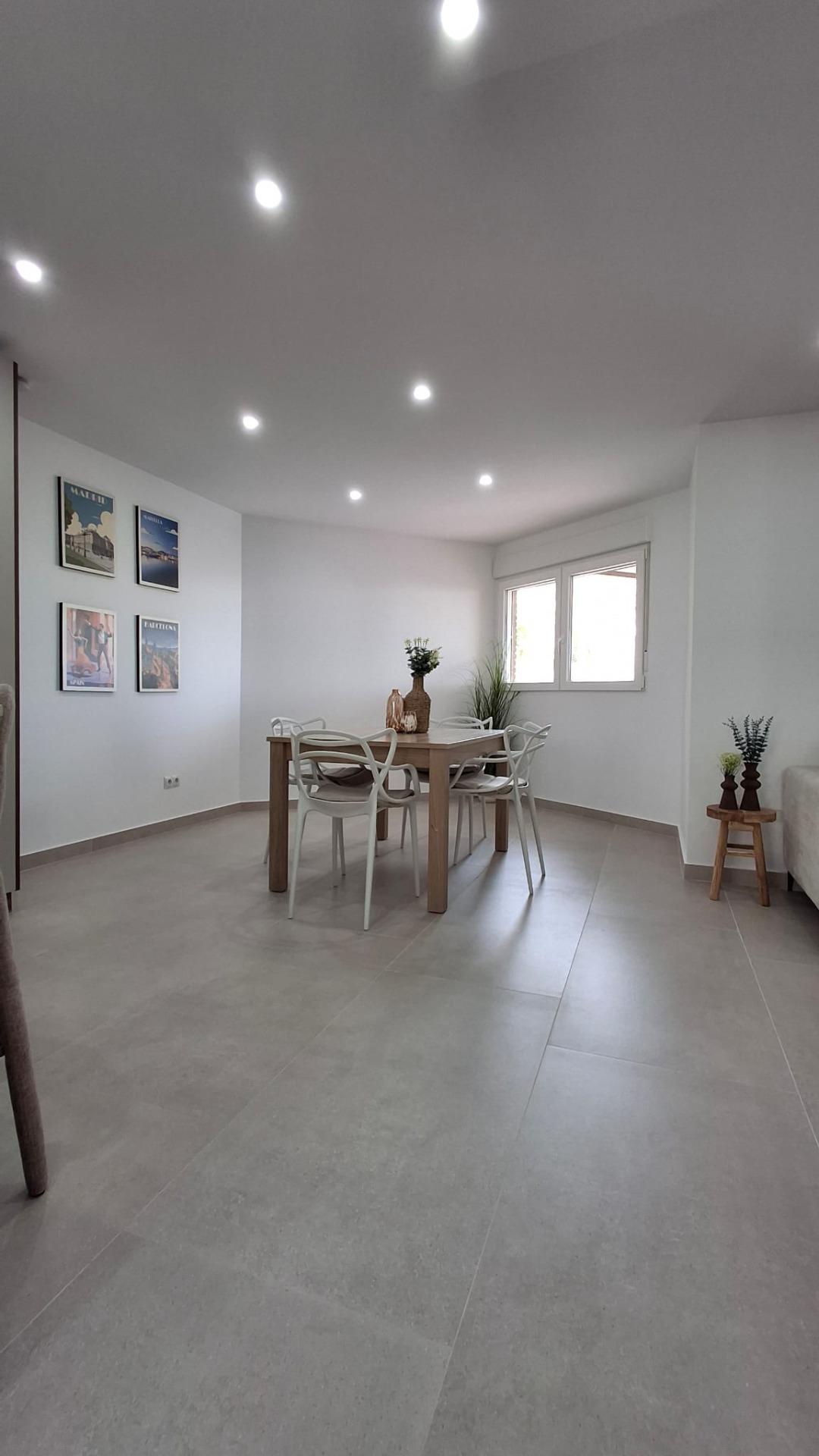 For sale - 2 Bedroom 2 Bathroom Apartment in Torrevieja - Acequion  - Alicante