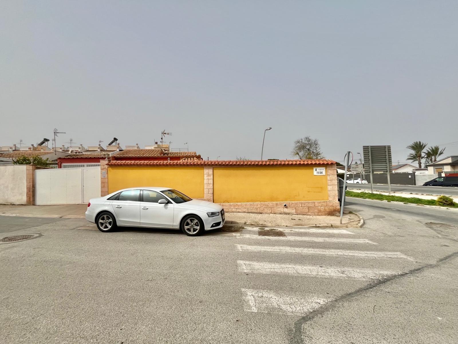 For sale - 2 Bedroom 1 Bathroom Villa in Torrevieja - Los Balcones - Los Altos Del Edén  - Alicante