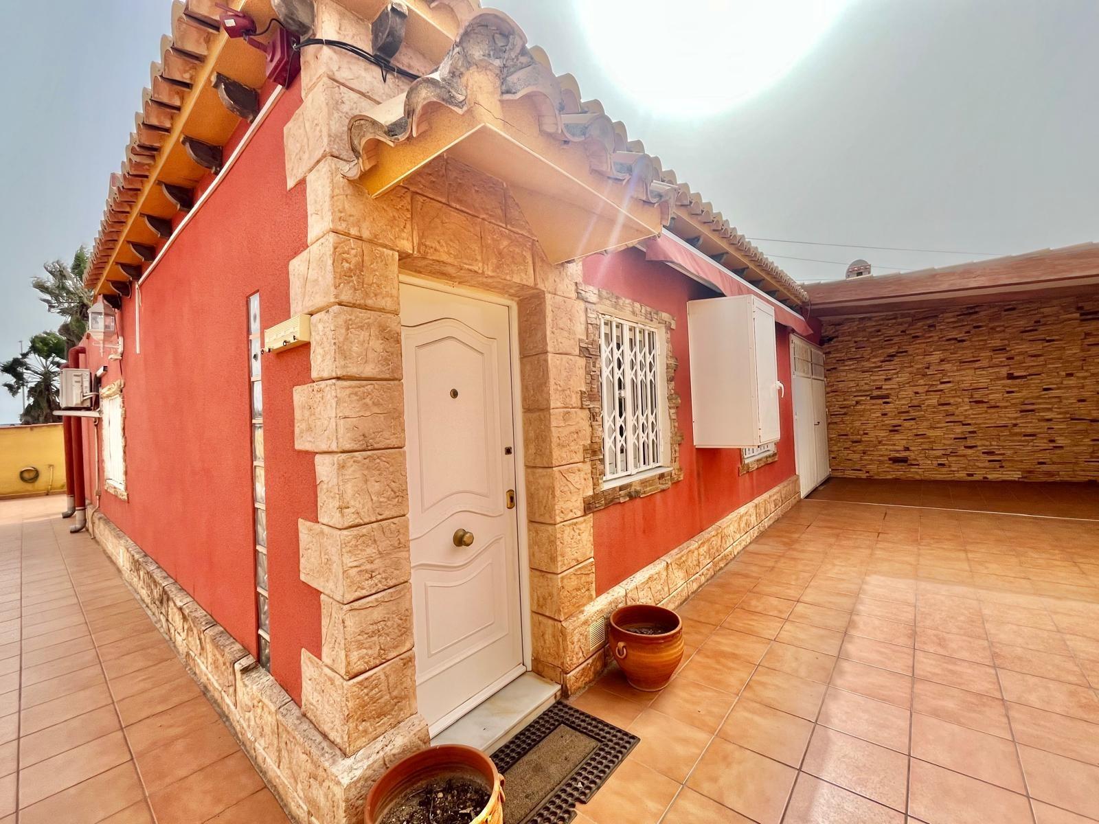 For sale - 2 Bedroom 1 Bathroom Villa in Torrevieja - Los Balcones - Los Altos Del Edén  - Alicante