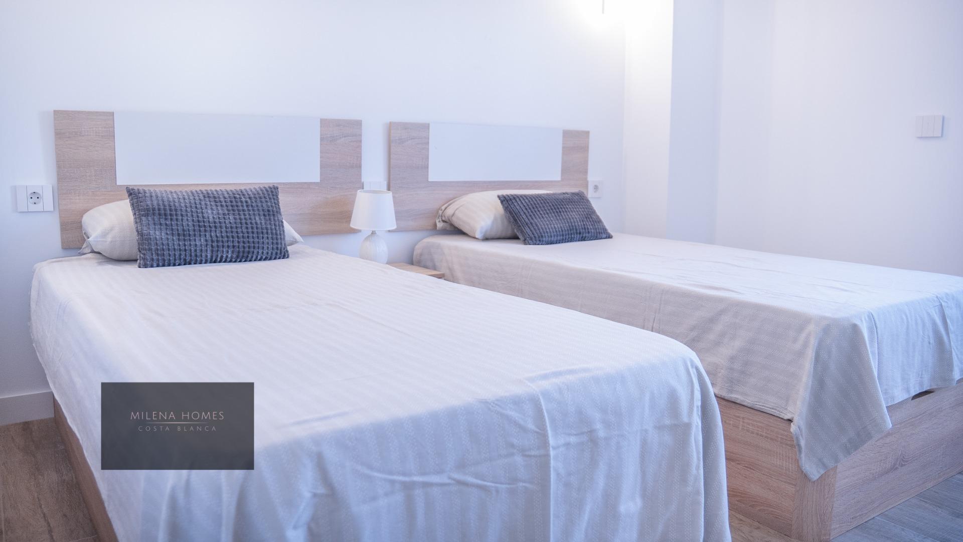 For sale - 2 Bedroom 2 Bathroom Apartment in Torrevieja - Punta Prima  - Alicante