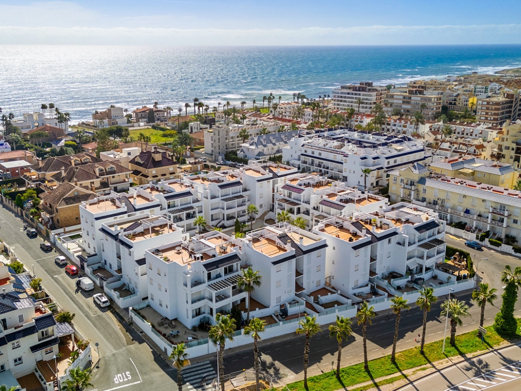 2 Bedroom 2 Bathroom Apartment in Torrevieja