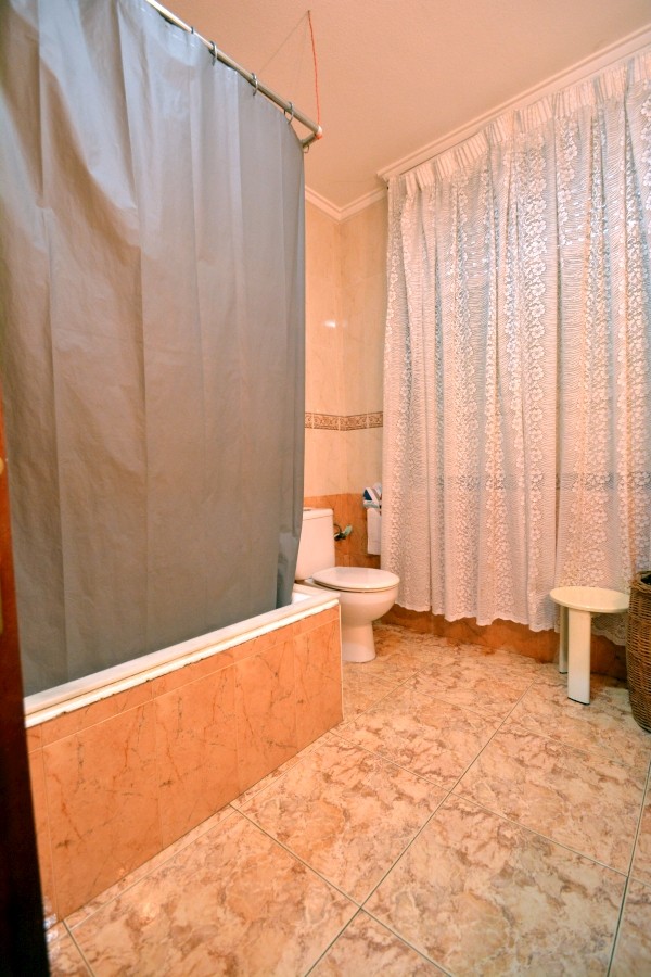 For sale - 4 Bedroom 2 Bathroom Town House in Guardamar del Segura - Costa Blanca  - Alicante