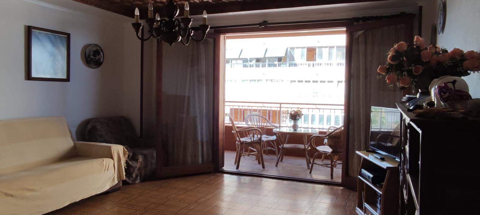 For sale - 3 Bedroom 2 Bathroom Apartment in Torrevieja - Playa De Los Naufragos  - Alicante