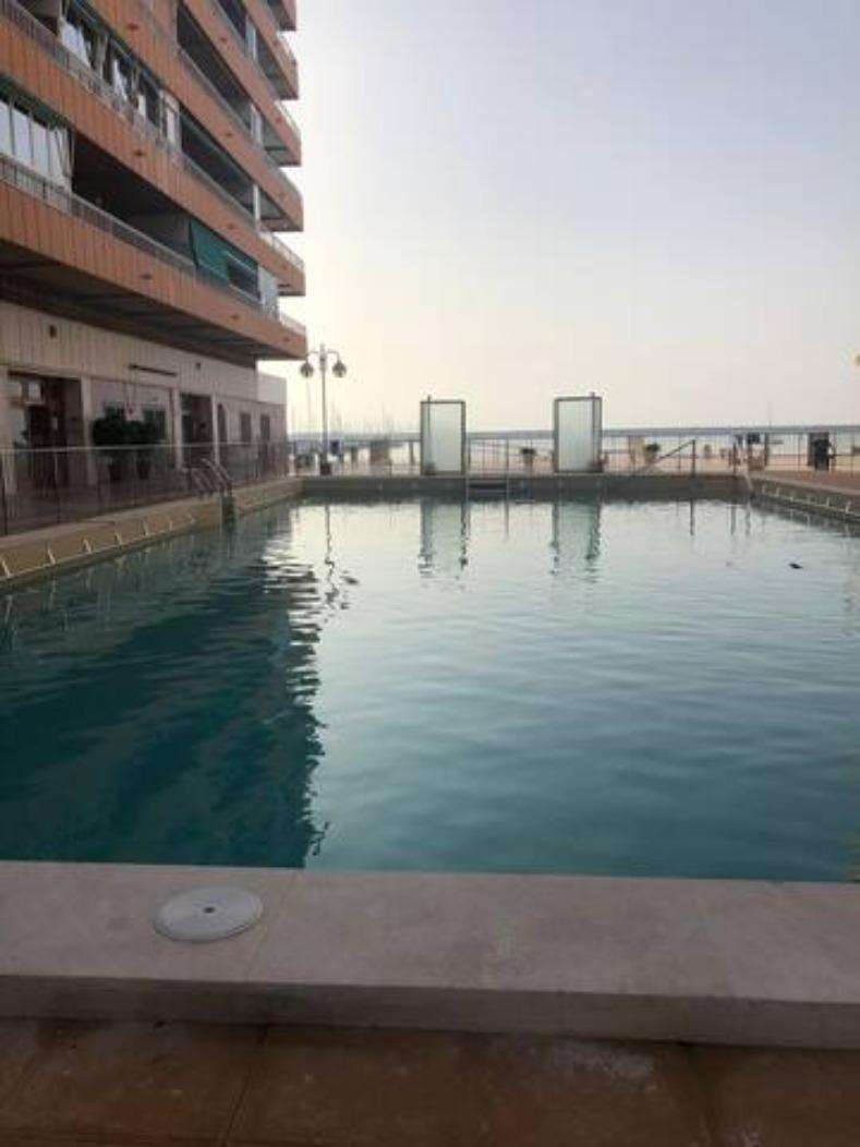 For sale - 3 Bedroom 2 Bathroom Apartment in Torrevieja - Playa De Los Naufragos  - Alicante