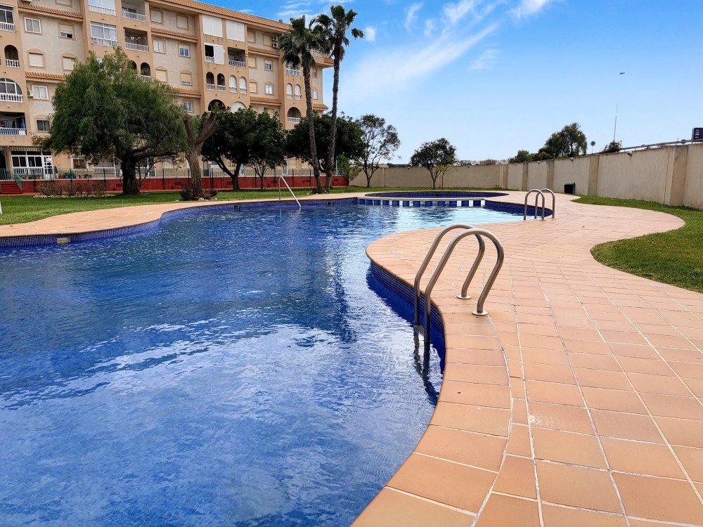 For sale - 2 Bedroom 1 Bathroom Penthouse in Torrevieja - Costa Blanca  - Alicante