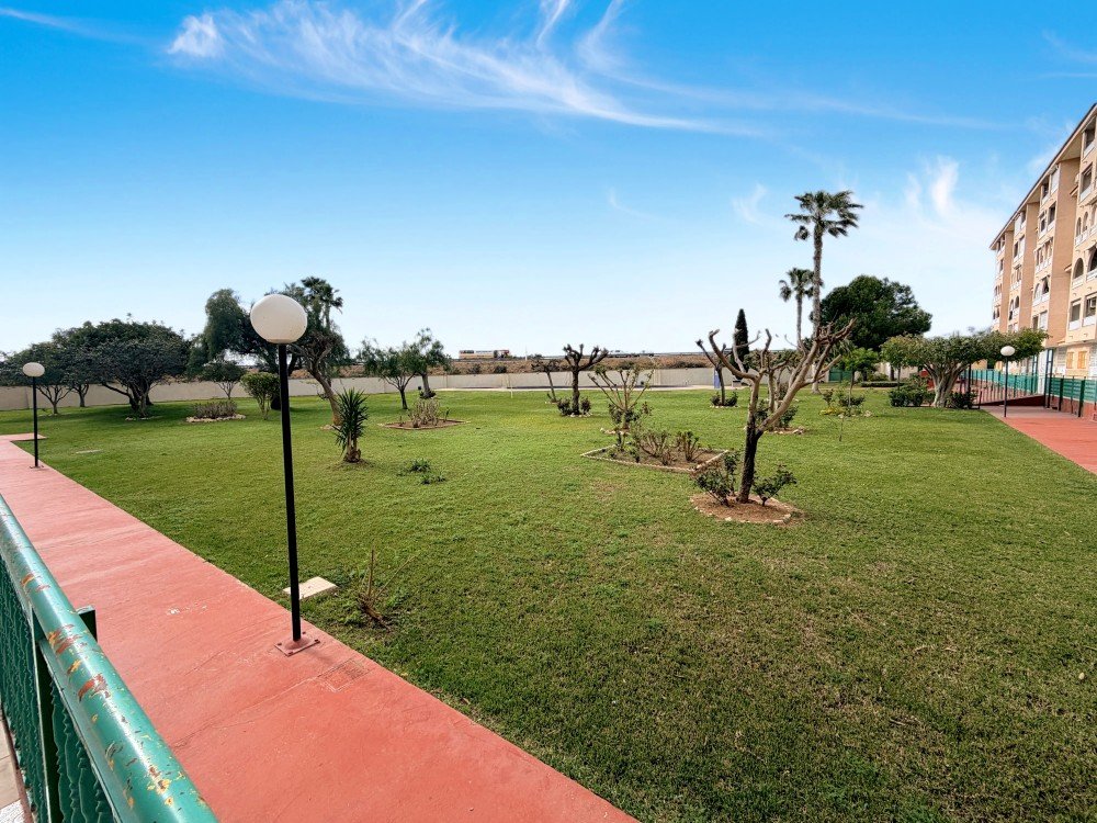 For sale - 2 Bedroom 1 Bathroom Penthouse in Torrevieja - Costa Blanca  - Alicante