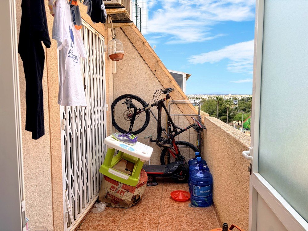 For sale - 2 Bedroom 1 Bathroom Penthouse in Torrevieja - Costa Blanca  - Alicante