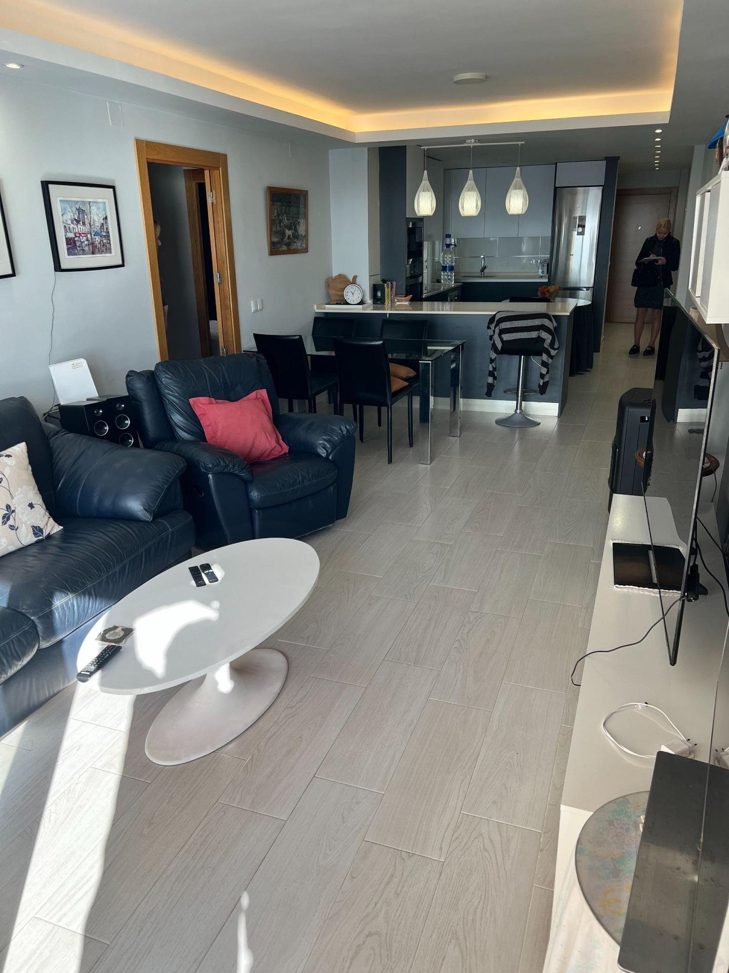 For sale - 3 Bedroom 1 Bathroom Apartment in Torrevieja - Playa Del Cura  - Alicante
