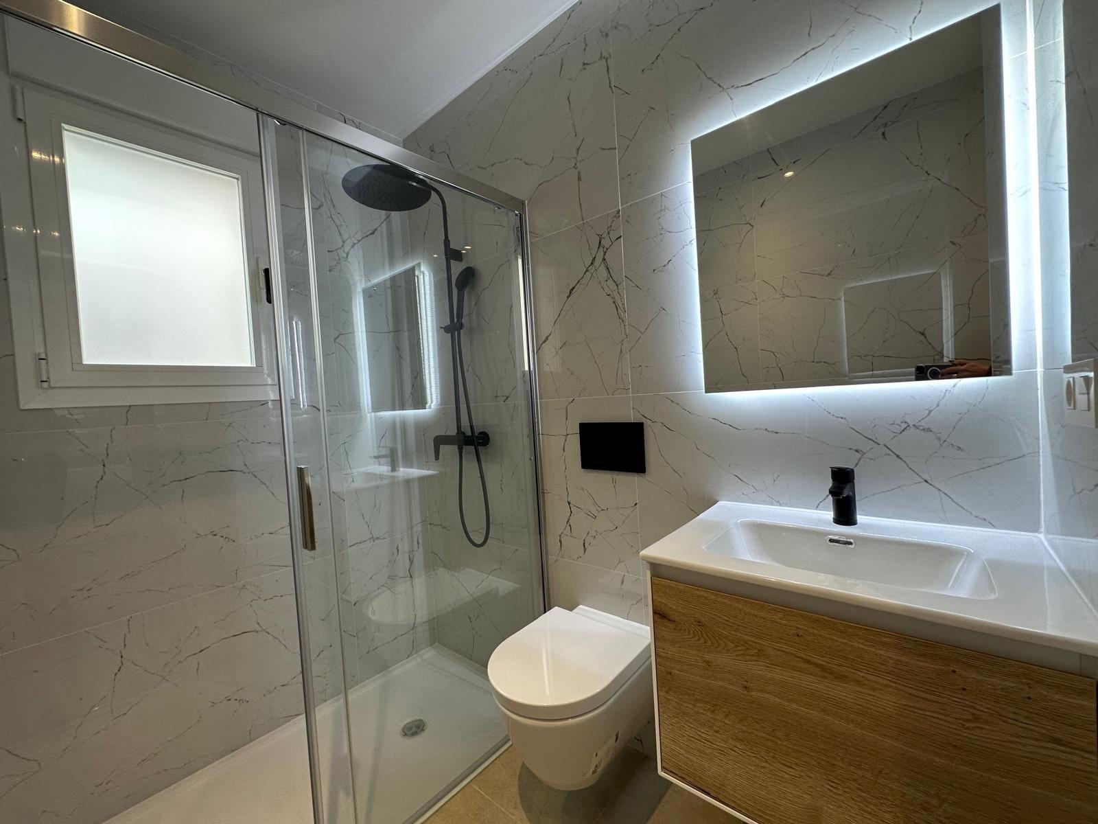 For sale - 2 Bedroom 2 Bathroom Apartment in Torrevieja - Playa Del Cura  - Alicante