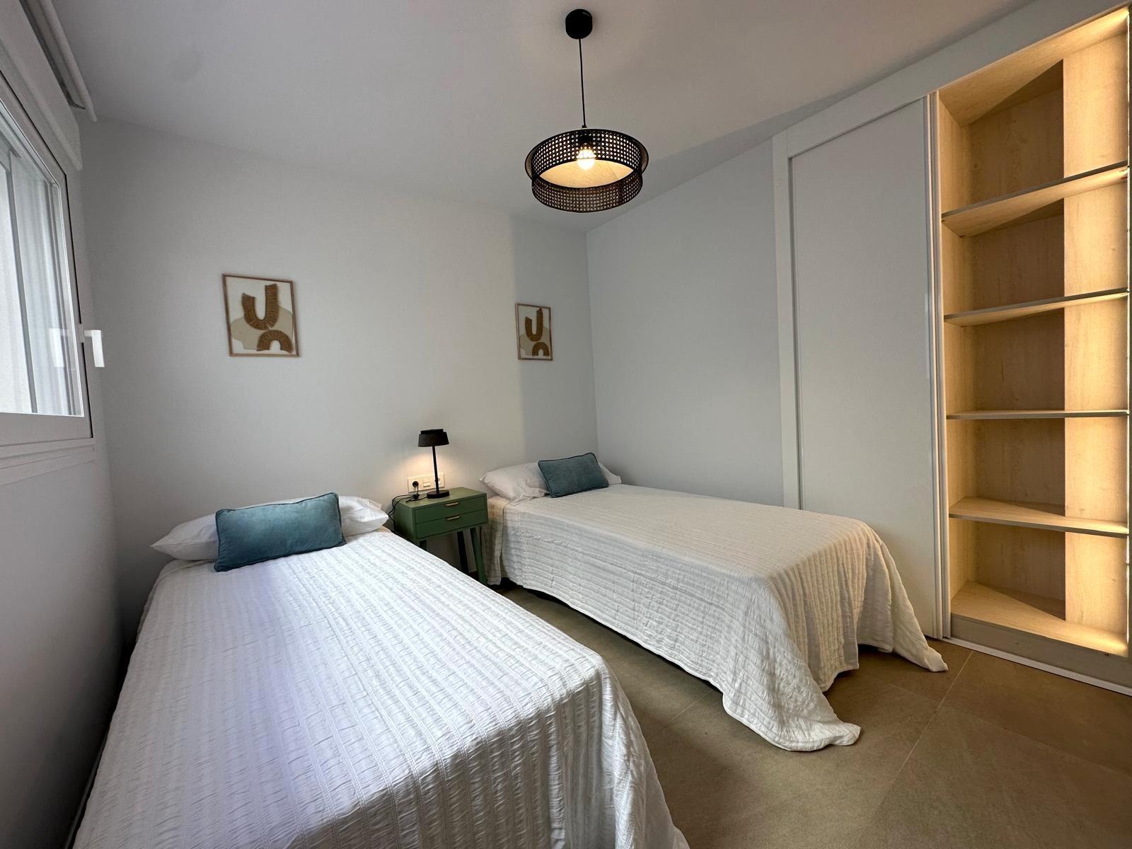 For sale - 2 Bedroom 2 Bathroom Apartment in Torrevieja - Playa Del Cura  - Alicante