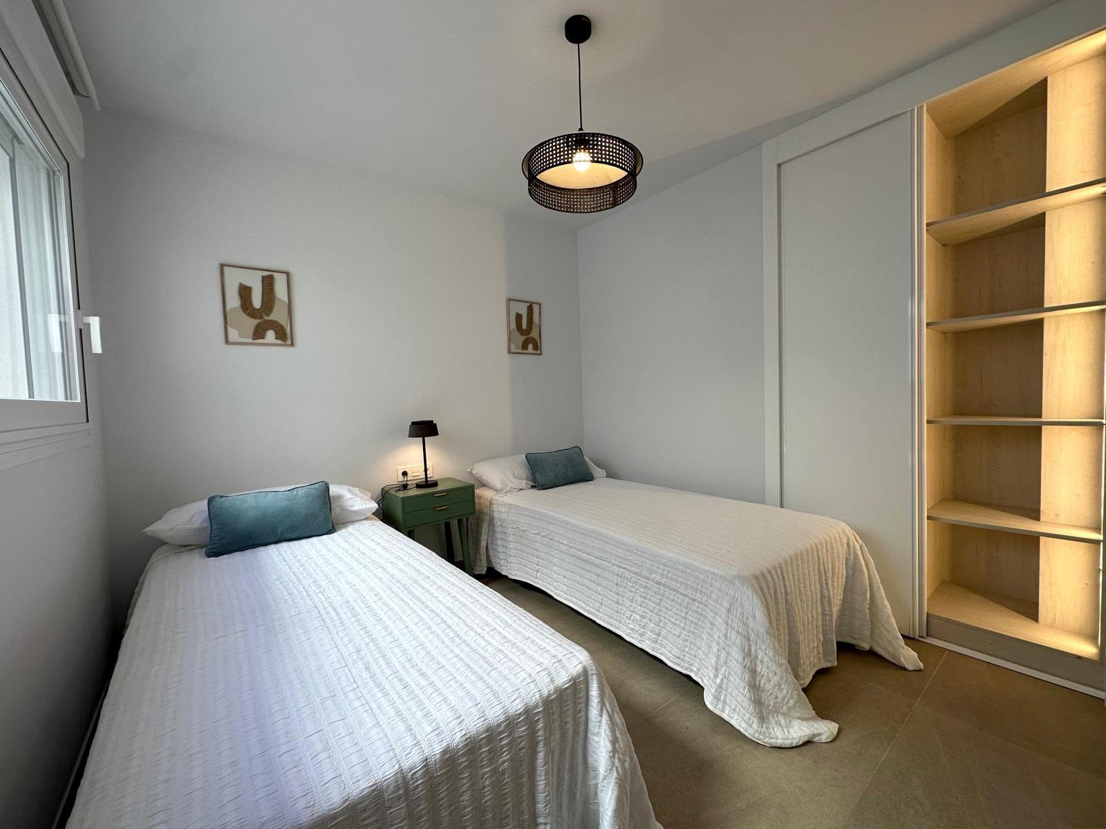 For sale - 2 Bedroom 2 Bathroom Apartment in Torrevieja - Playa Del Cura  - Alicante