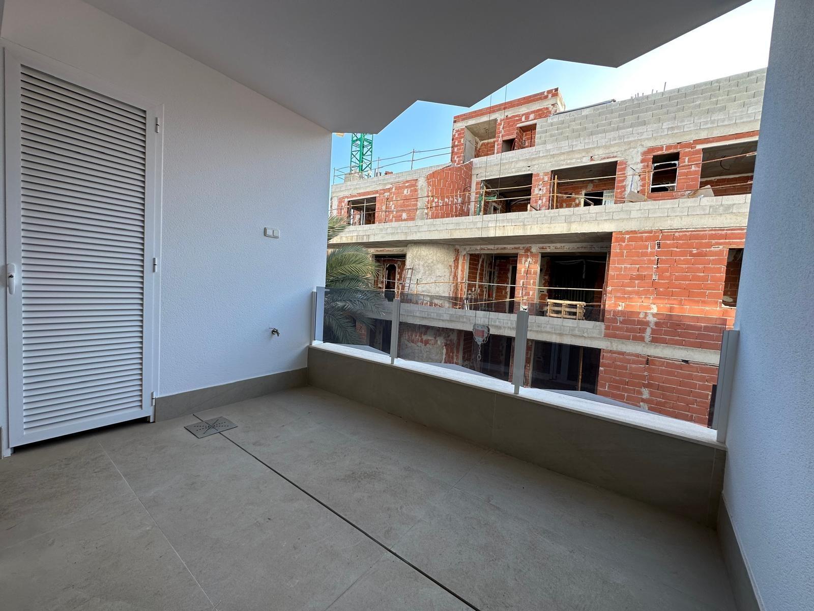 For sale - 2 Bedroom 2 Bathroom Apartment in Torrevieja - Playa Del Cura  - Alicante