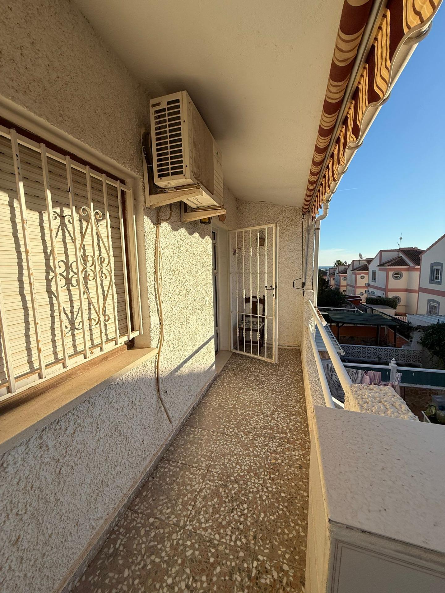 For sale - 3 Bedroom 2 Bathroom Town House in Torrevieja - Los Altos  - Alicante