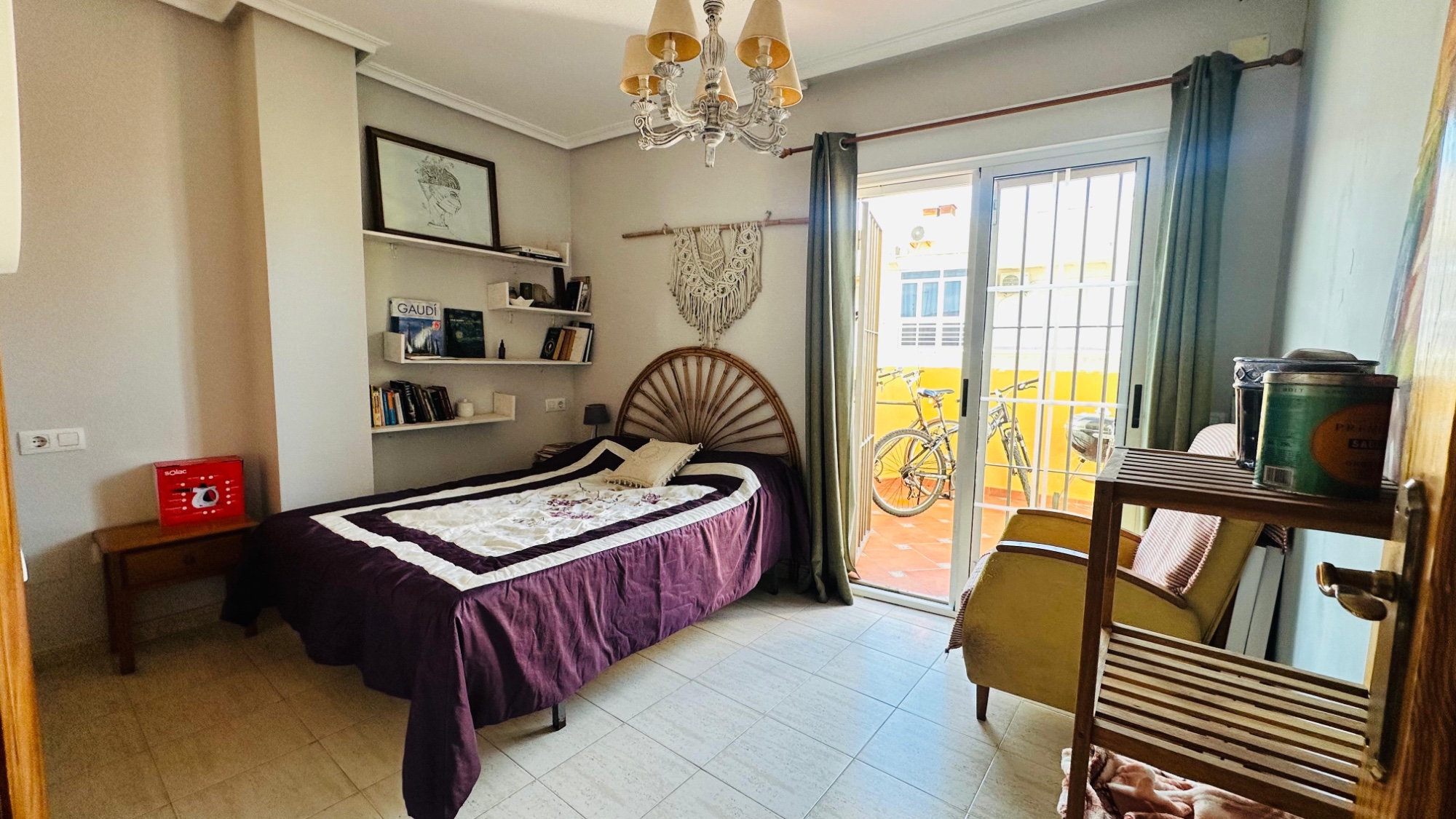 For sale - 2 Bedroom 1 Bathroom Apartment in Torrevieja - Costa Blanca  - Alicante