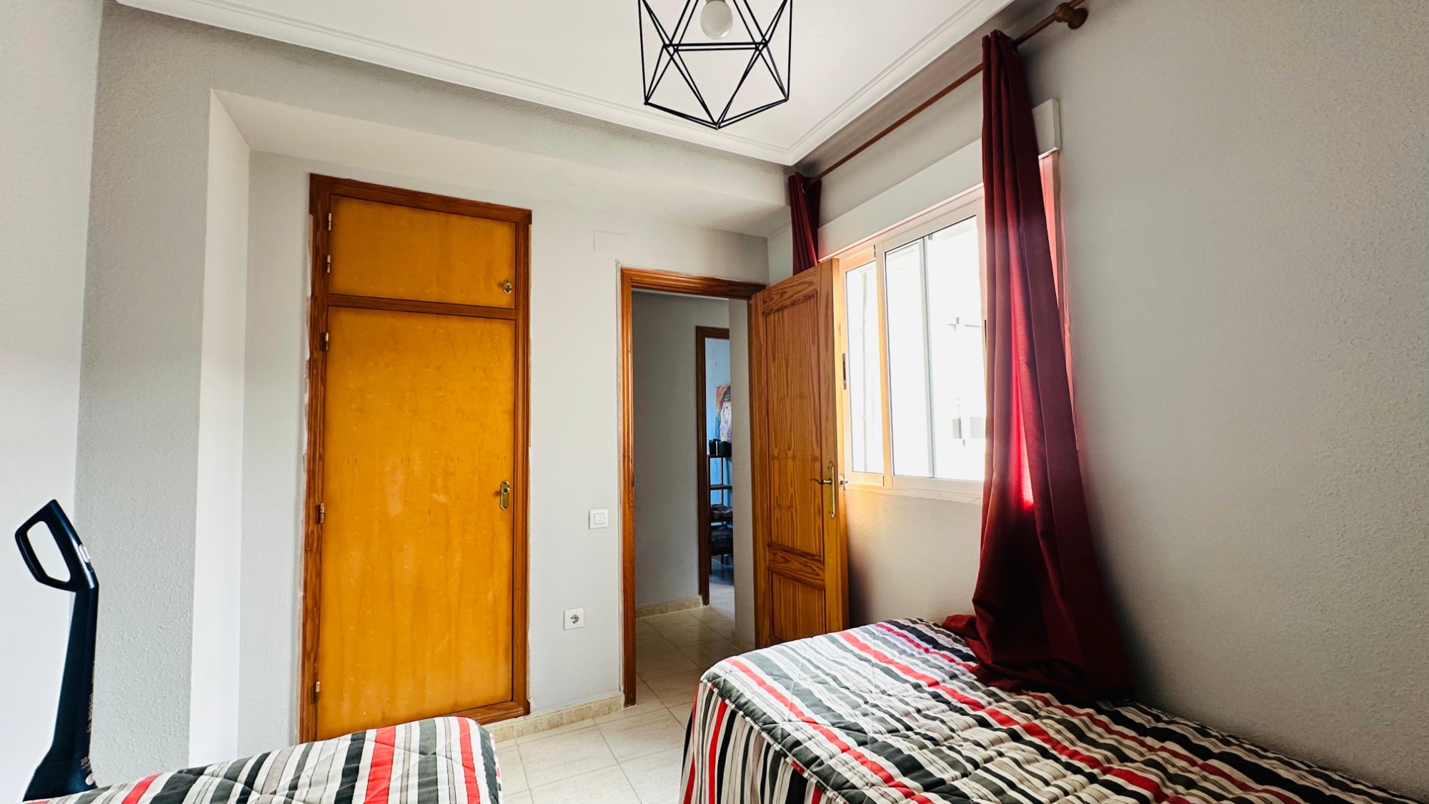 For sale - 2 Bedroom 1 Bathroom Apartment in Torrevieja - Costa Blanca  - Alicante