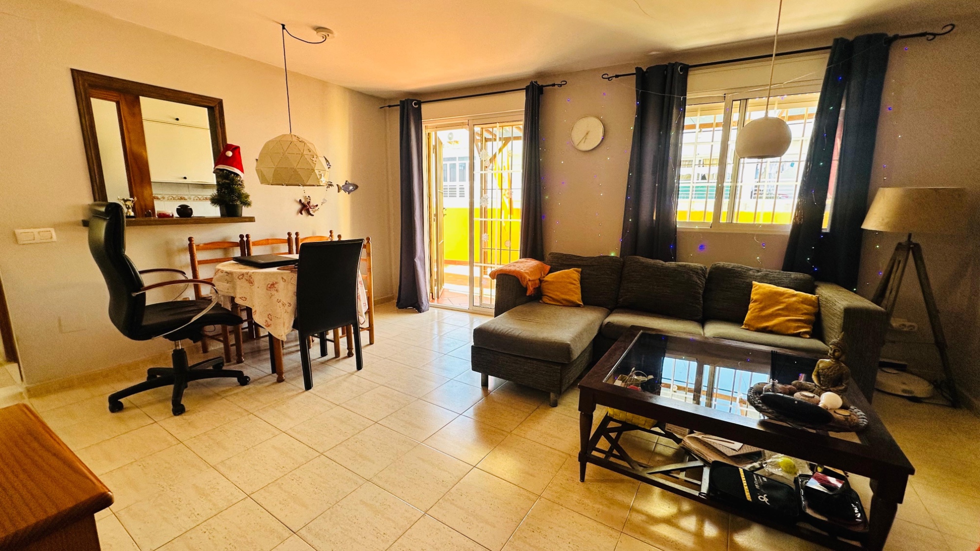 For sale - 2 Bedroom 1 Bathroom Apartment in Torrevieja - Costa Blanca  - Alicante