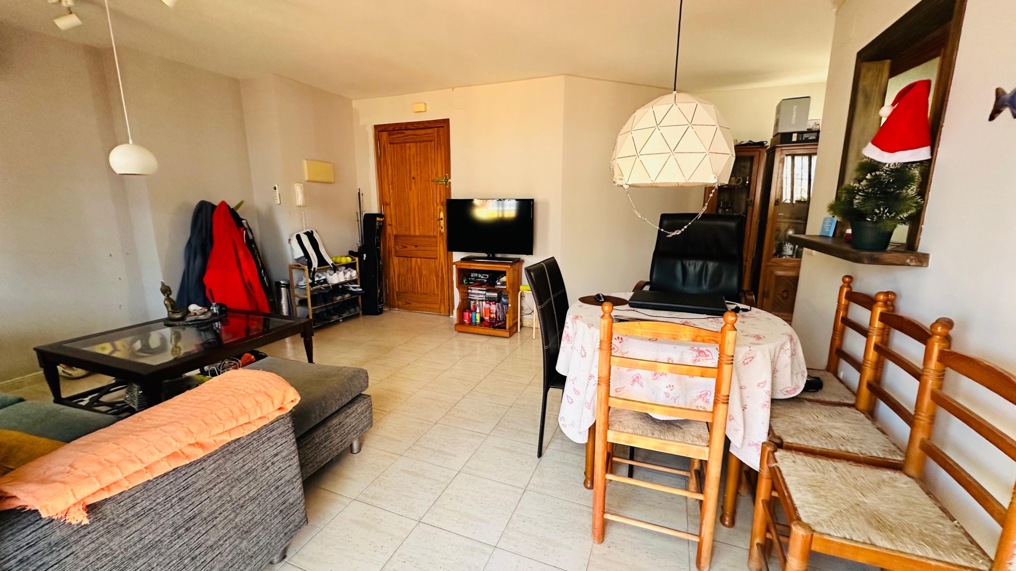 For sale - 2 Bedroom 1 Bathroom Apartment in Torrevieja - Costa Blanca  - Alicante