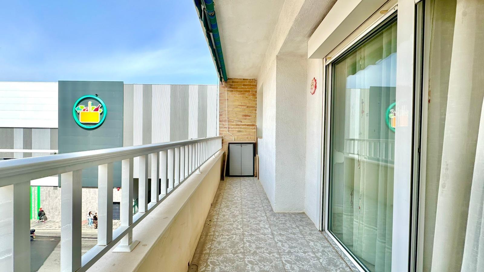 For sale - 3 Bedroom 1 Bathroom Apartment in Torrevieja - Estacion De Autobuses  - Alicante