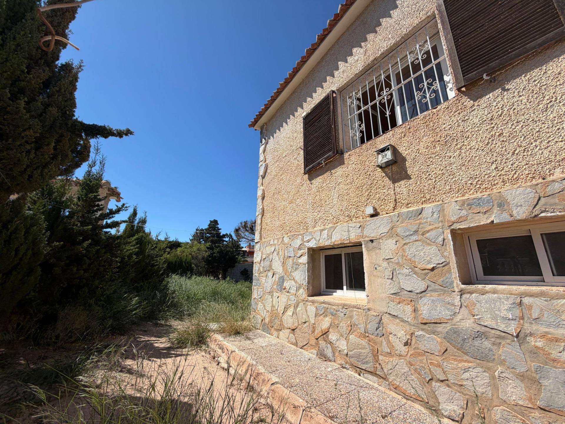 For sale - 4 Bedroom 2 Bathroom Villa in Torrevieja - Los Balcones - Los Altos Del Edén  - Alicante