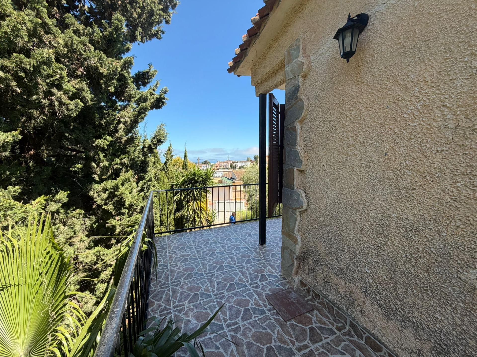 For sale - 4 Bedroom 2 Bathroom Villa in Torrevieja - Los Balcones - Los Altos Del Edén  - Alicante