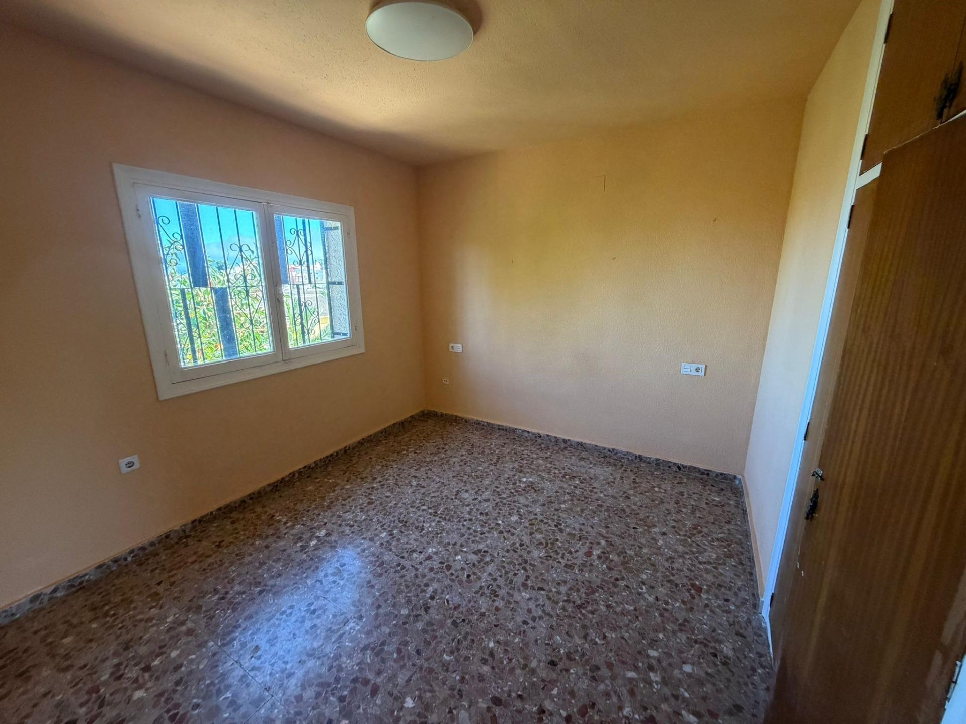 For sale - 4 Bedroom 2 Bathroom Villa in Torrevieja - Los Balcones - Los Altos Del Edén  - Alicante