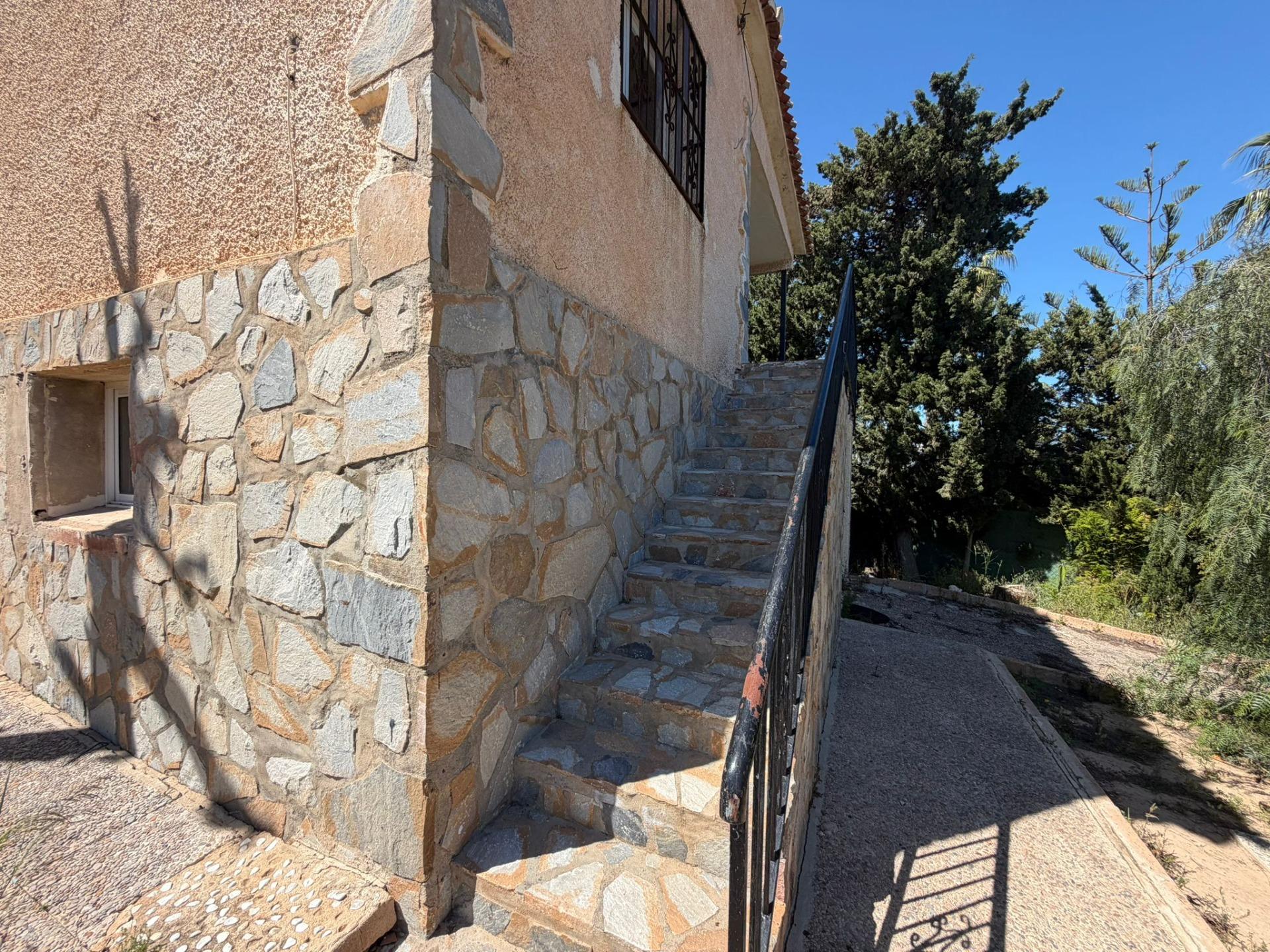 For sale - 4 Bedroom 2 Bathroom Villa in Torrevieja - Los Balcones - Los Altos Del Edén  - Alicante