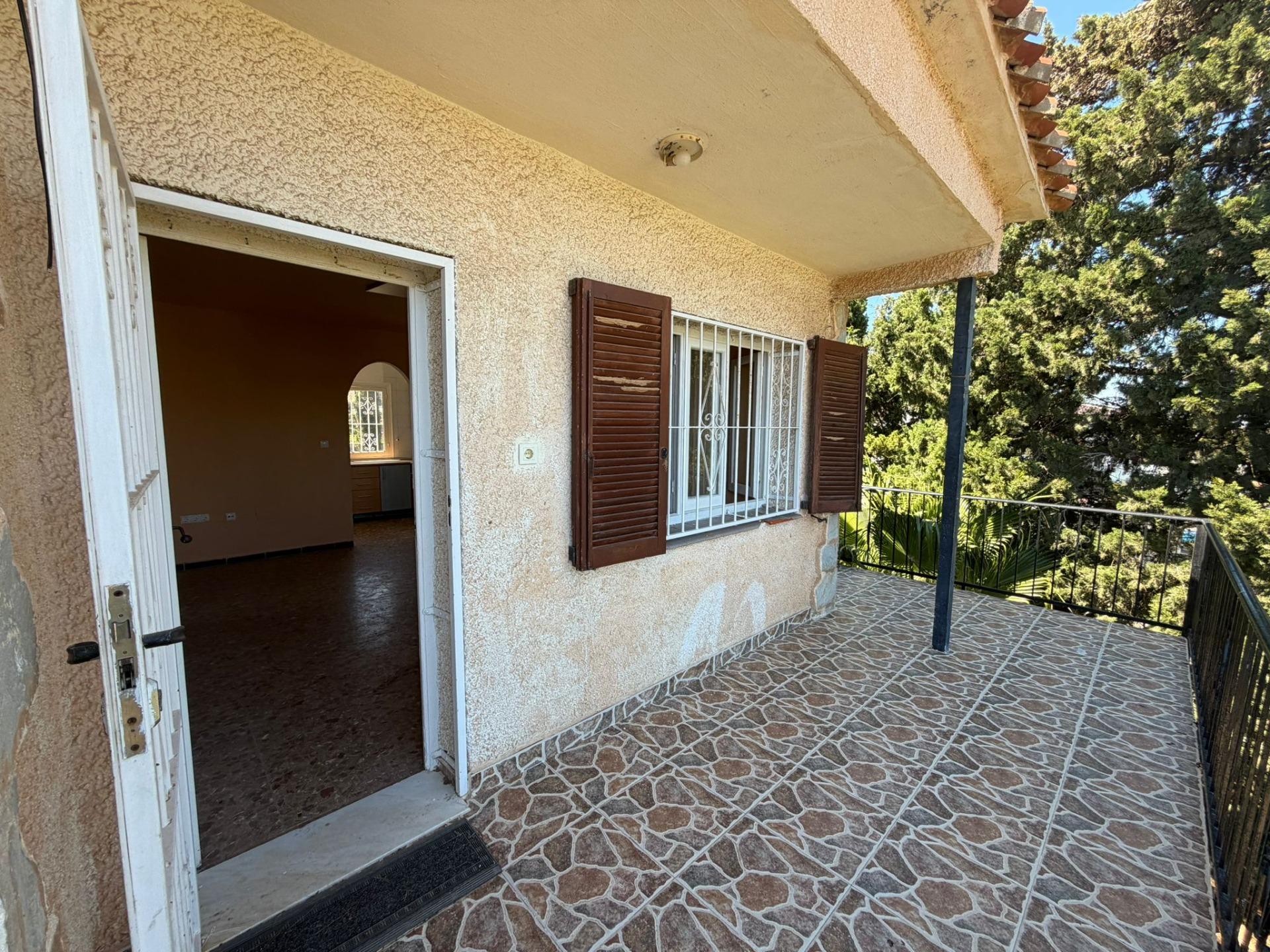 For sale - 4 Bedroom 2 Bathroom Villa in Torrevieja - Los Balcones - Los Altos Del Edén  - Alicante