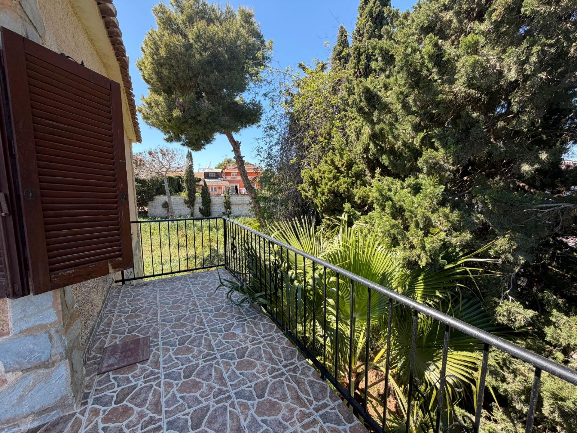 For sale - 4 Bedroom 2 Bathroom Villa in Torrevieja - Los Balcones - Los Altos Del Edén  - Alicante