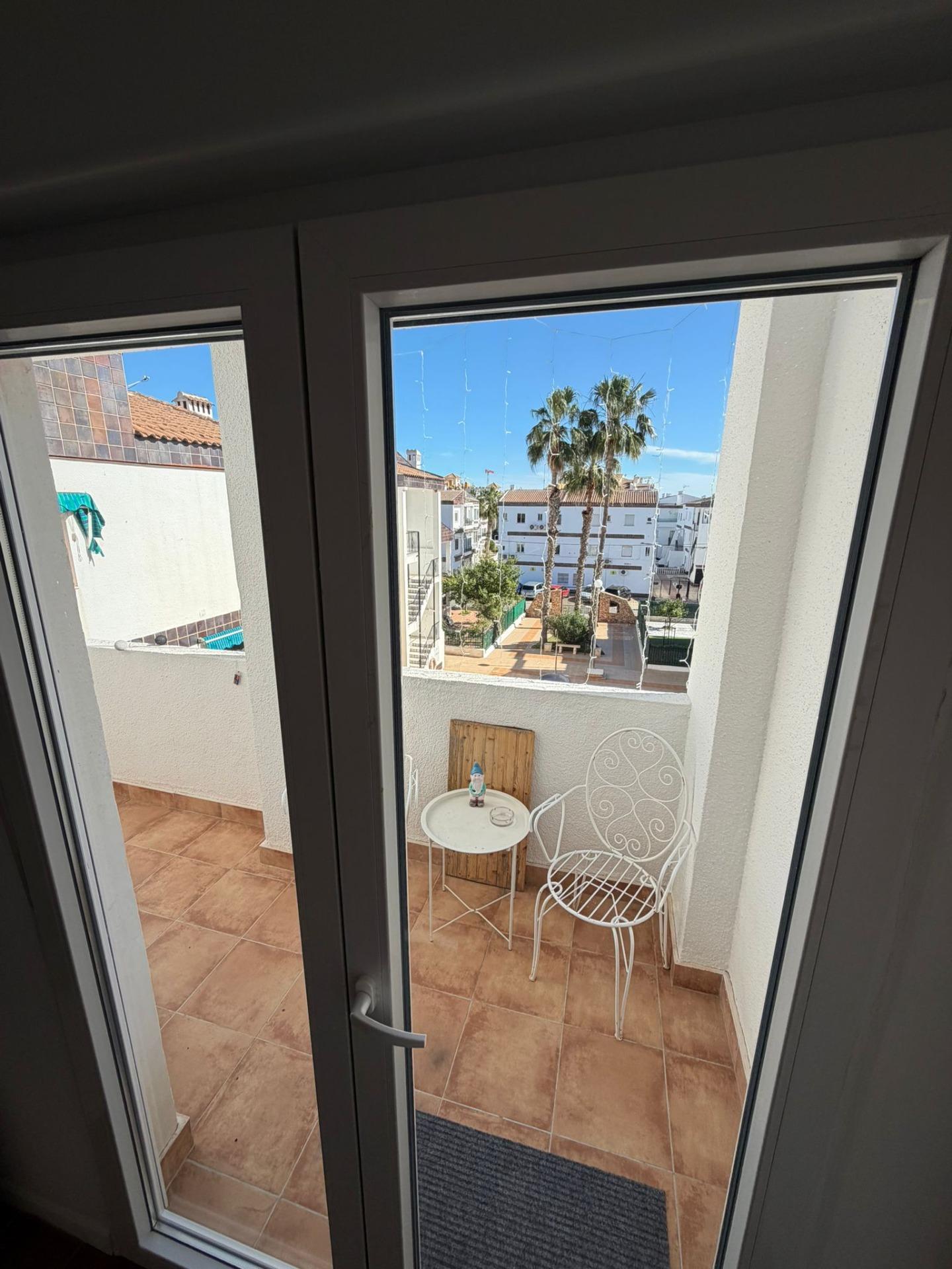 For sale - 2 Bedroom 1 Bathroom Apartment in Punta Prima  - Punta Prima  - Alicante