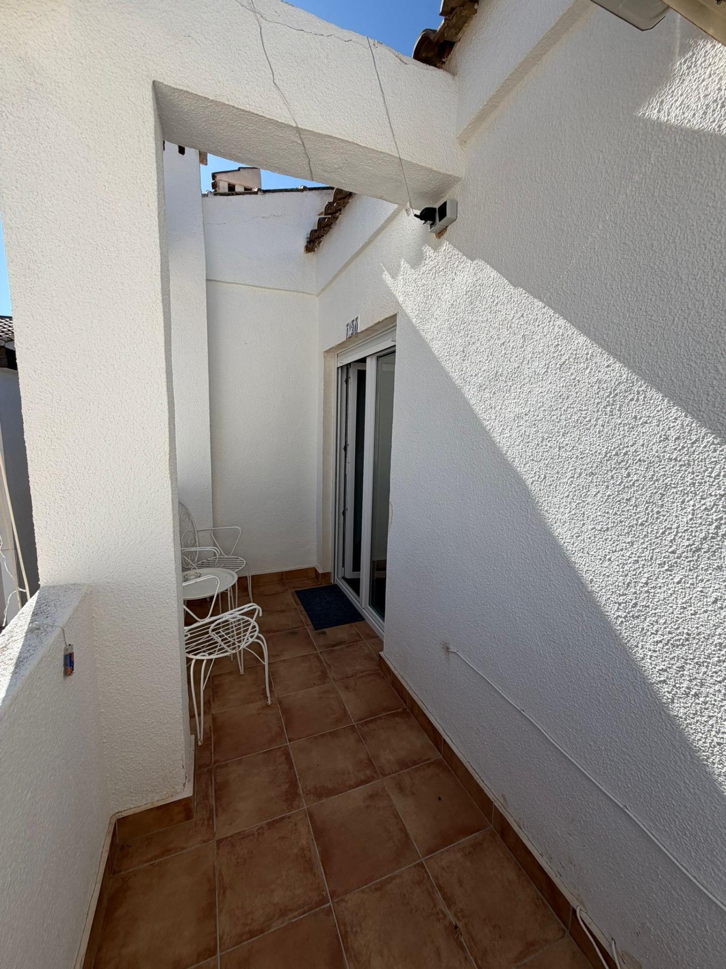 For sale - 2 Bedroom 1 Bathroom Apartment in Punta Prima  - Punta Prima  - Alicante