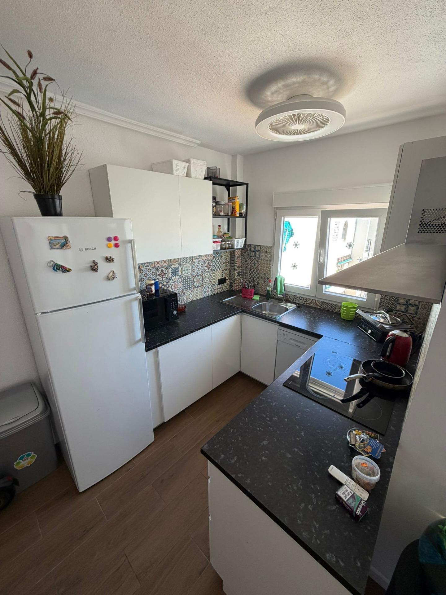 For sale - 2 Bedroom 1 Bathroom Apartment in Punta Prima  - Punta Prima  - Alicante