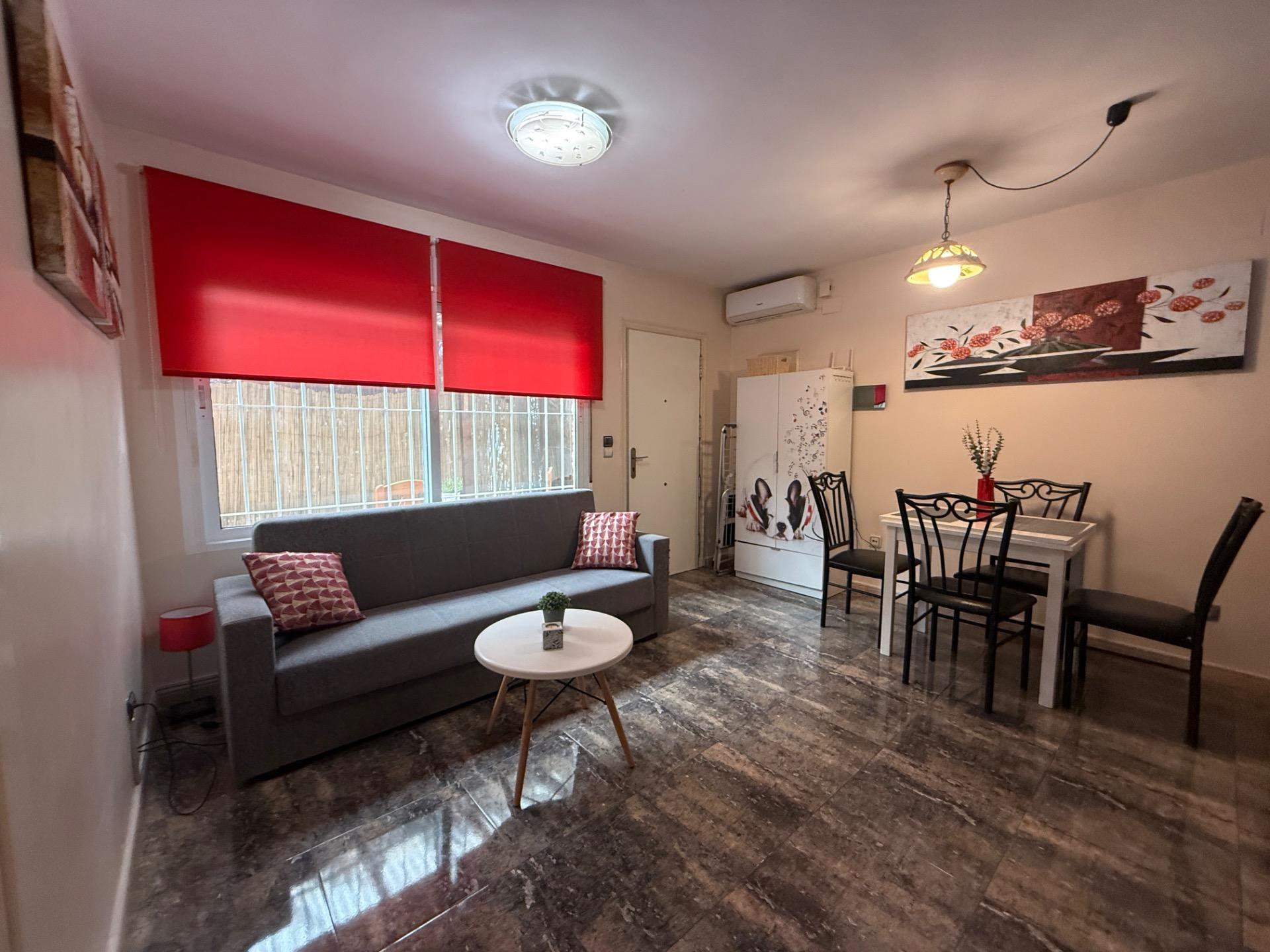 For sale - 3 Bedroom 2 Bathroom Town House in Torrevieja - Carrefour  - Alicante