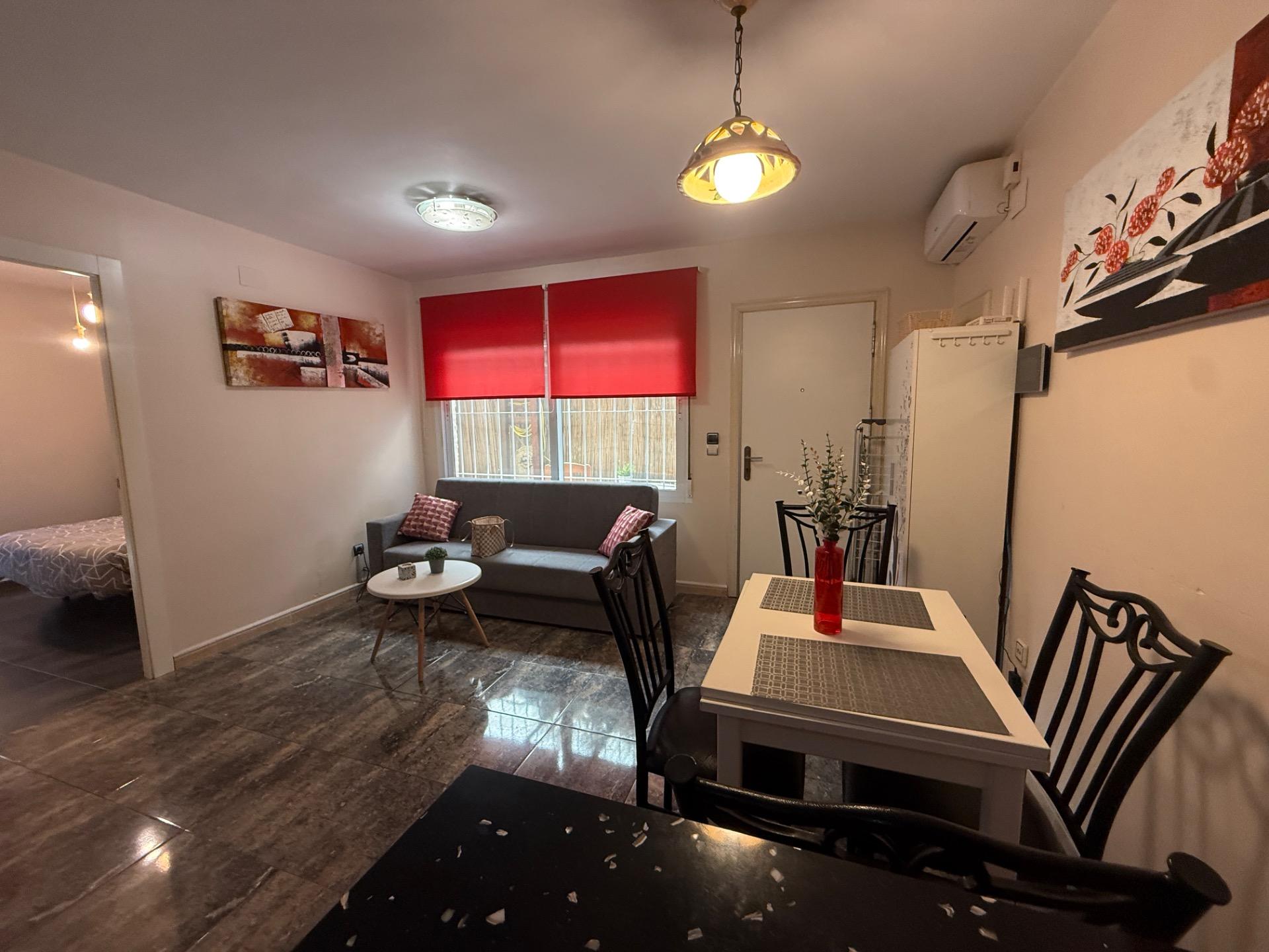 For sale - 3 Bedroom 2 Bathroom Town House in Torrevieja - Carrefour  - Alicante