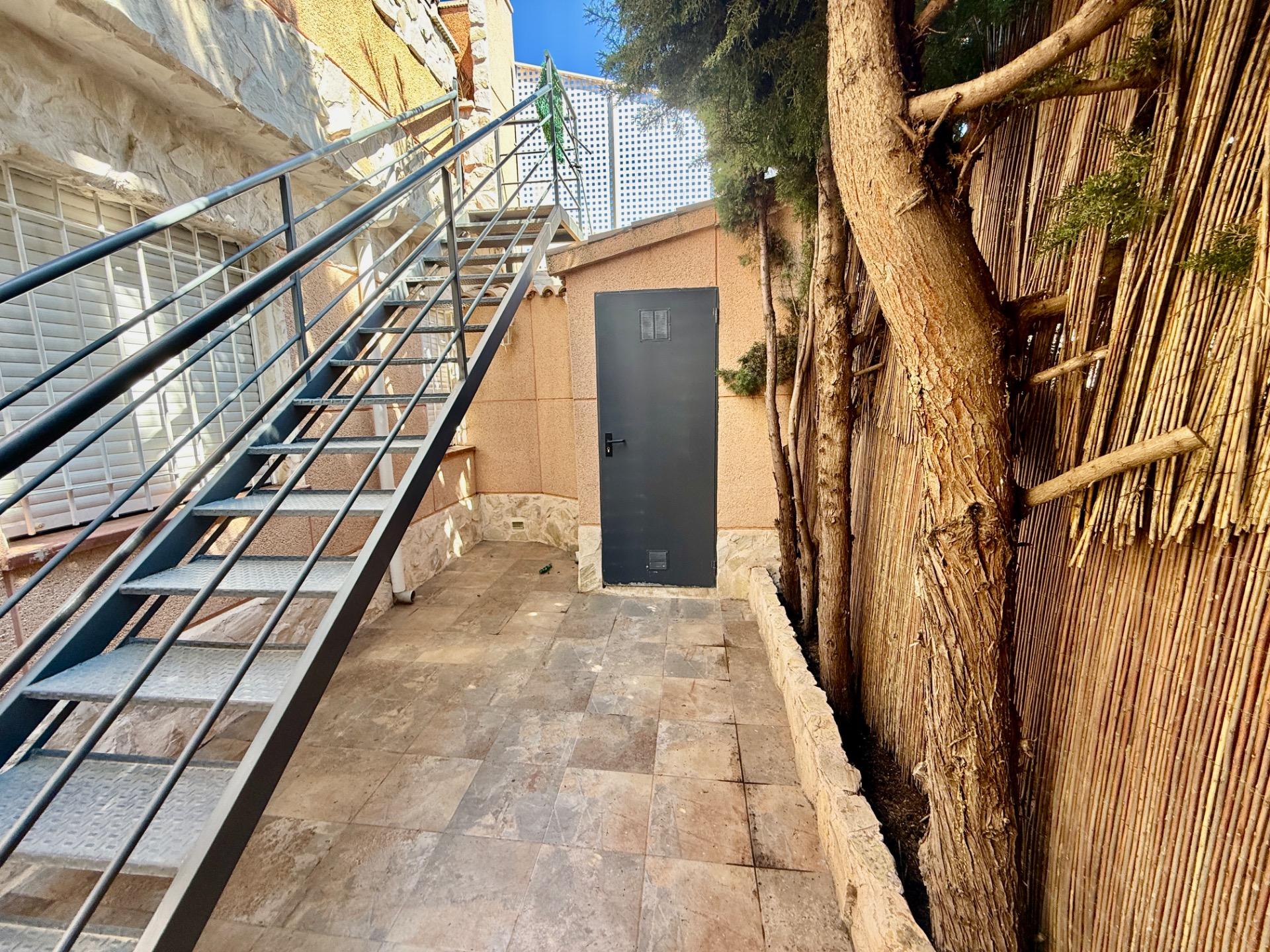 For sale - 3 Bedroom 2 Bathroom Town House in Torrevieja - Carrefour  - Alicante