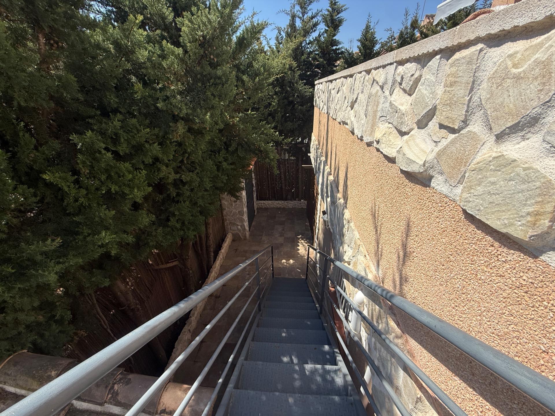 For sale - 3 Bedroom 2 Bathroom Town House in Torrevieja - Carrefour  - Alicante