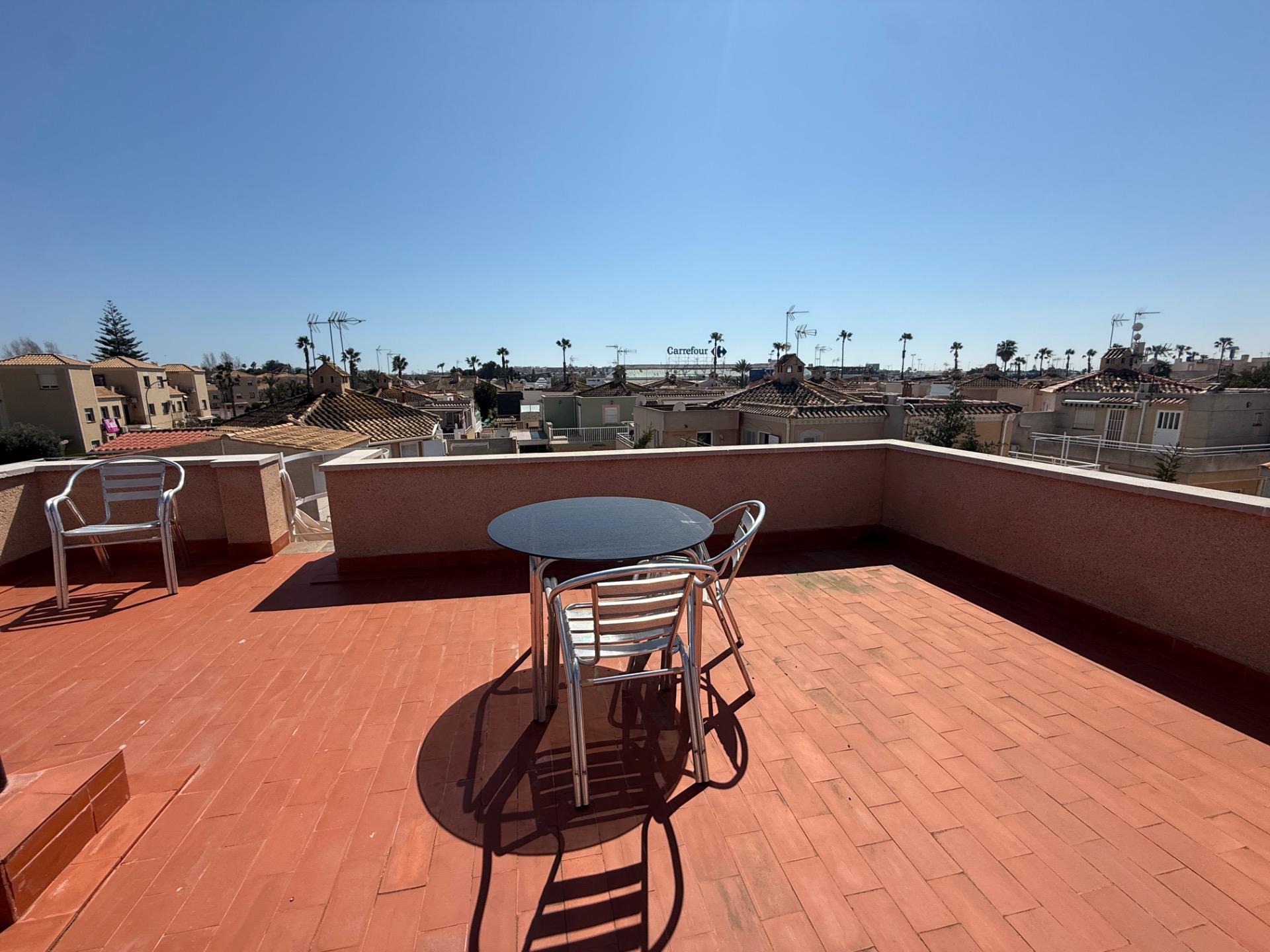 For sale - 3 Bedroom 2 Bathroom Town House in Torrevieja - Carrefour  - Alicante