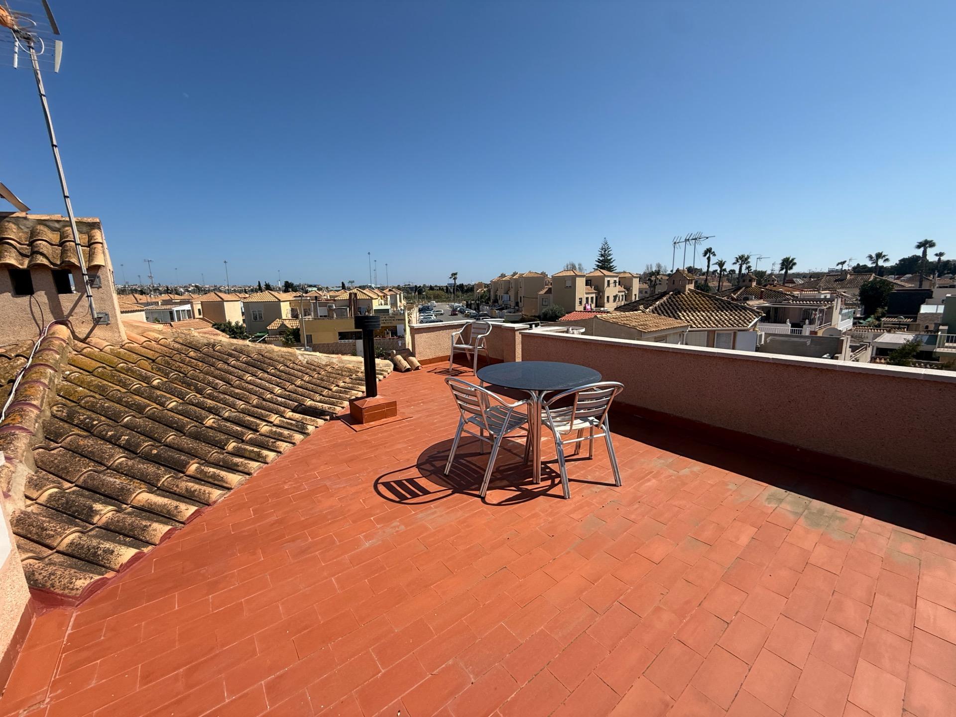 For sale - 3 Bedroom 2 Bathroom Town House in Torrevieja - Carrefour  - Alicante