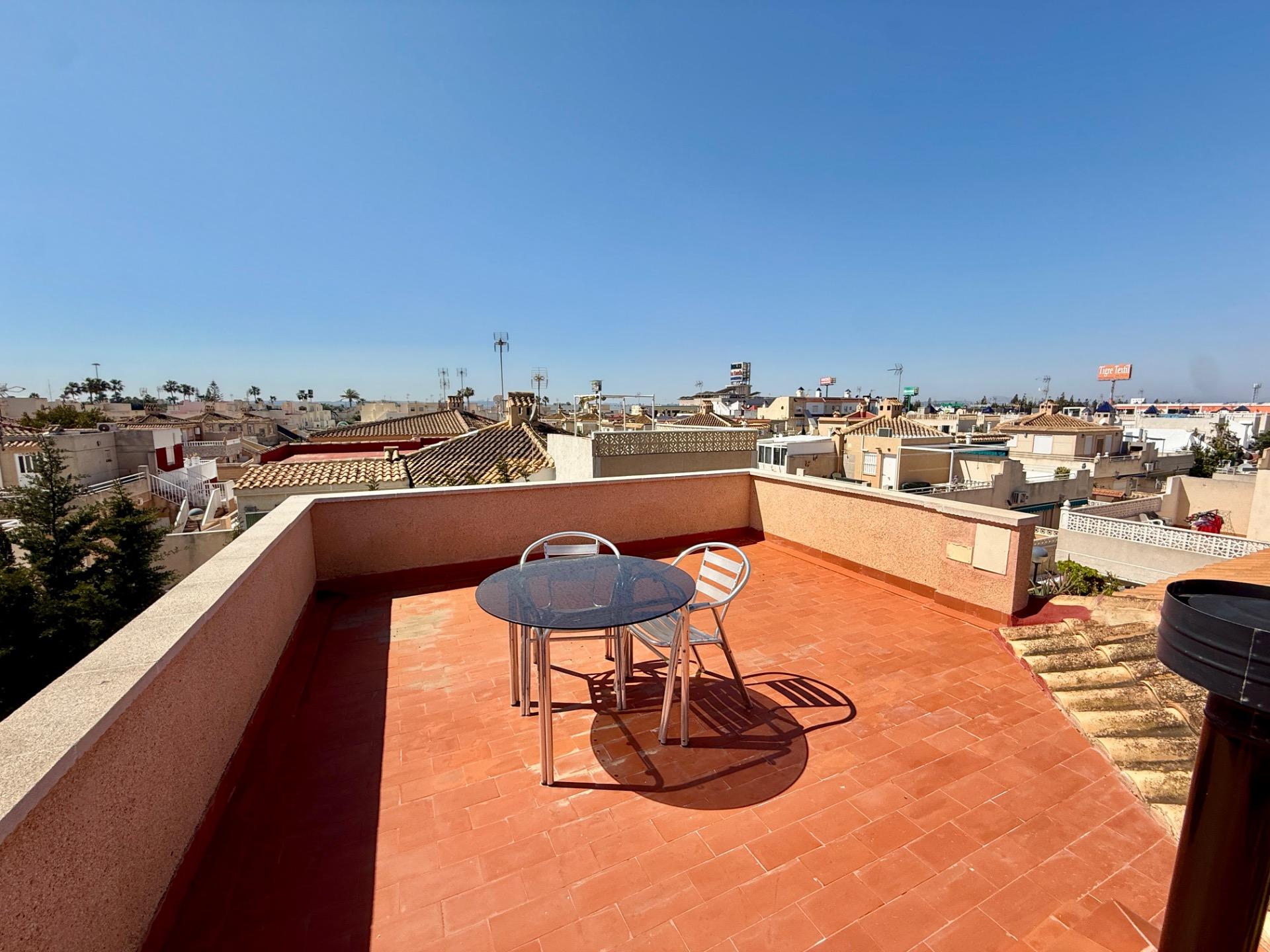 For sale - 3 Bedroom 2 Bathroom Town House in Torrevieja - Carrefour  - Alicante