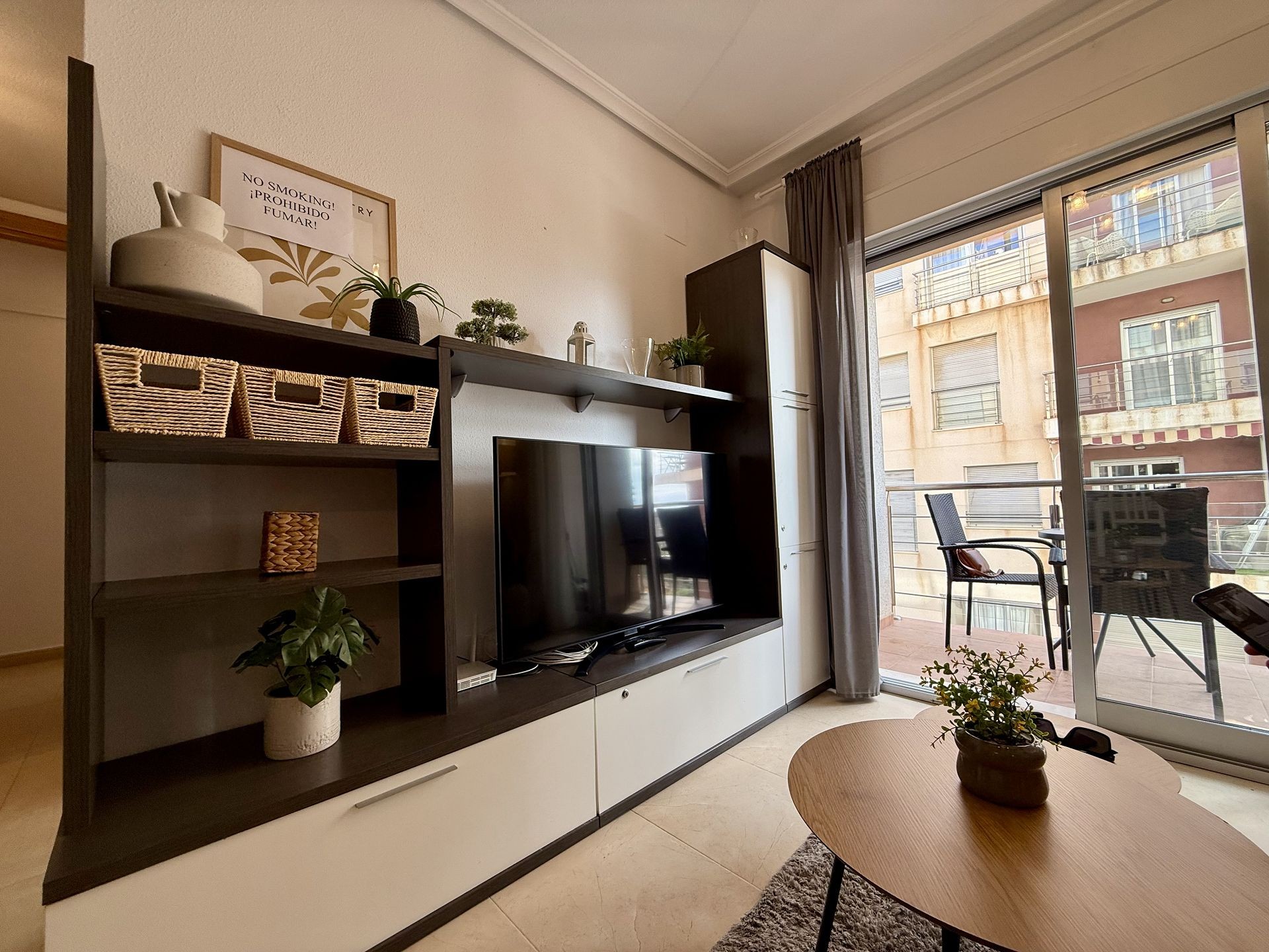 For sale - 2 Bedroom 1 Bathroom Apartment in Torrevieja - Costa Blanca  - Alicante