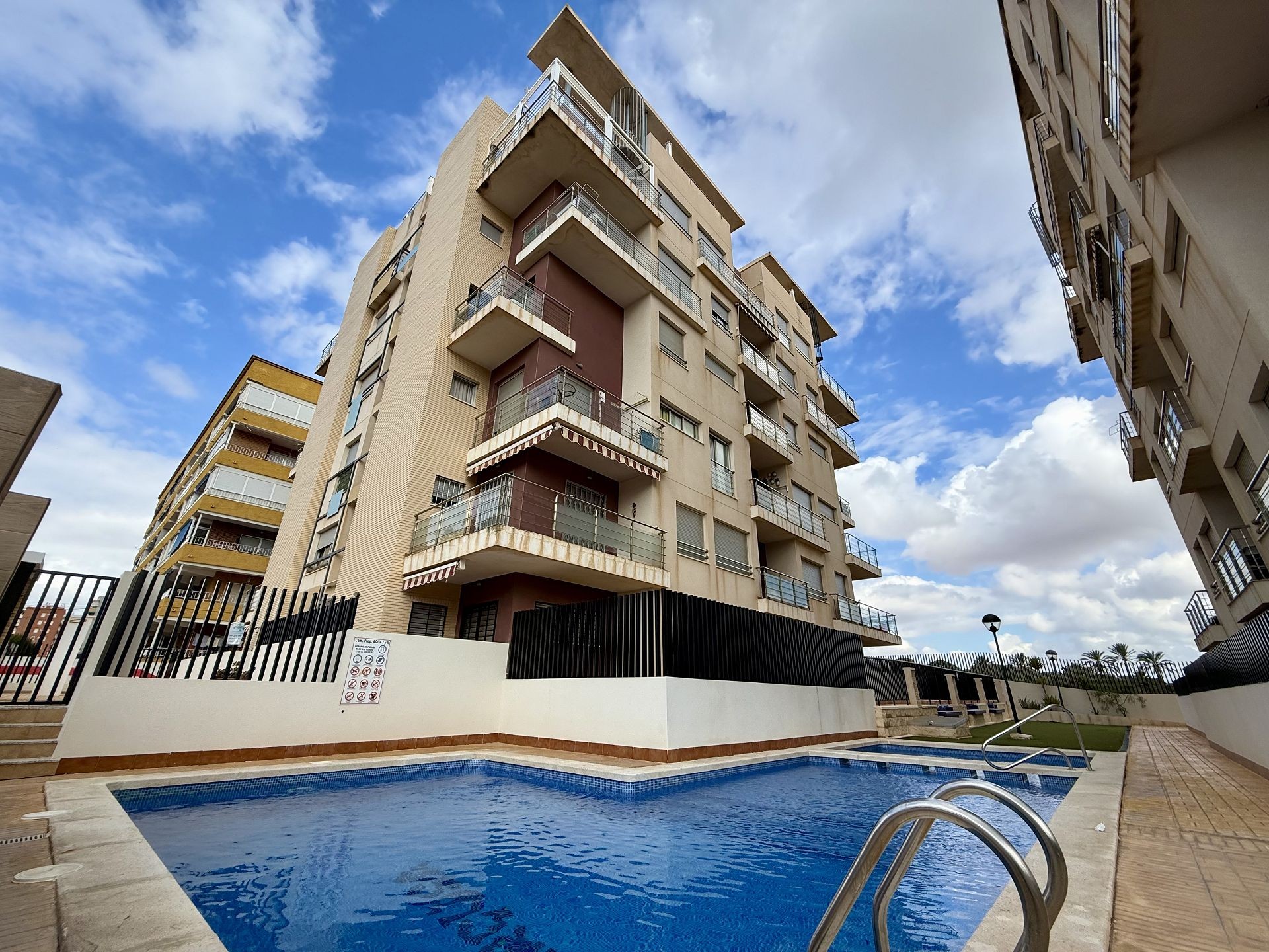 For sale - 2 Bedroom 1 Bathroom Apartment in Torrevieja - Costa Blanca  - Alicante