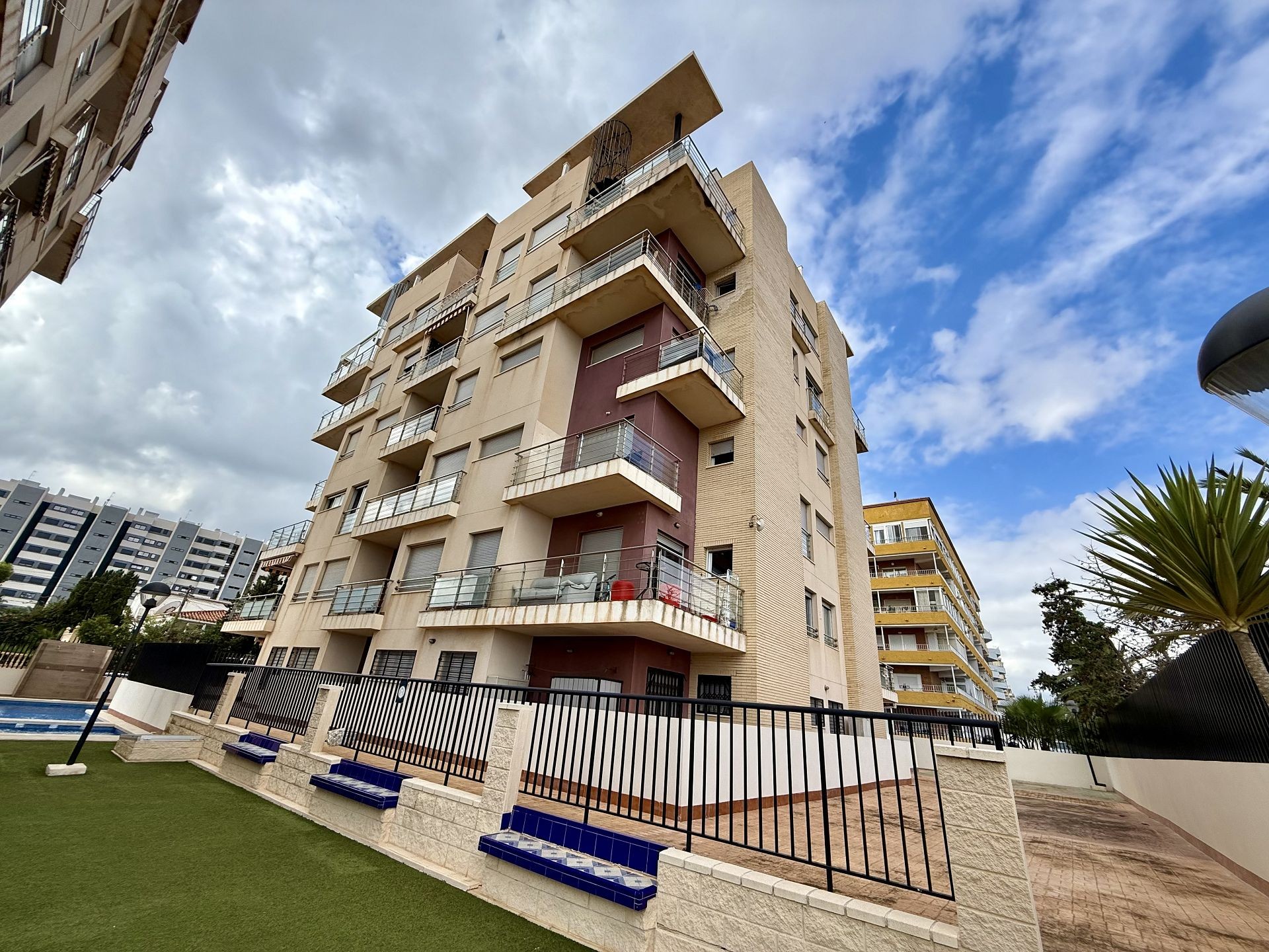 For sale - 2 Bedroom 1 Bathroom Apartment in Torrevieja - Costa Blanca  - Alicante