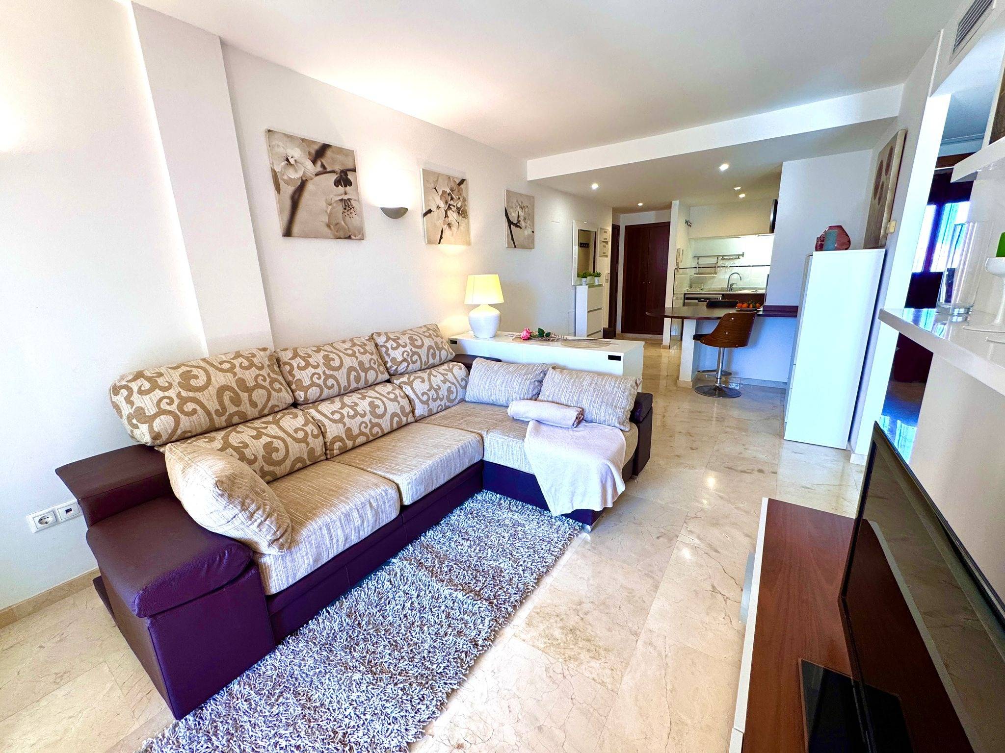 For sale - 2 Bedroom 1 Bathroom Apartment in Torrevieja - Punta Prima  - Alicante