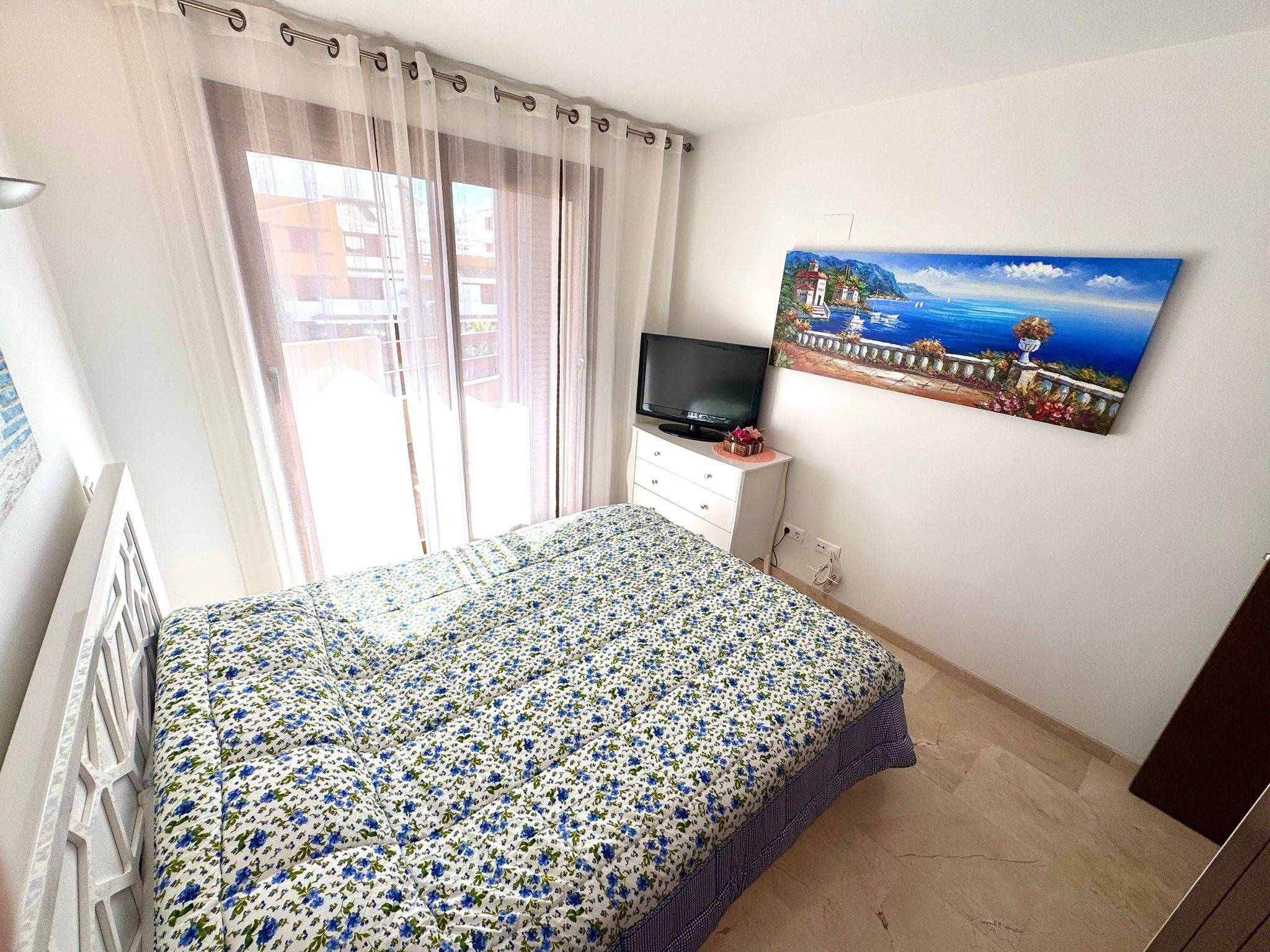 For sale - 2 Bedroom 1 Bathroom Apartment in Torrevieja - Punta Prima  - Alicante