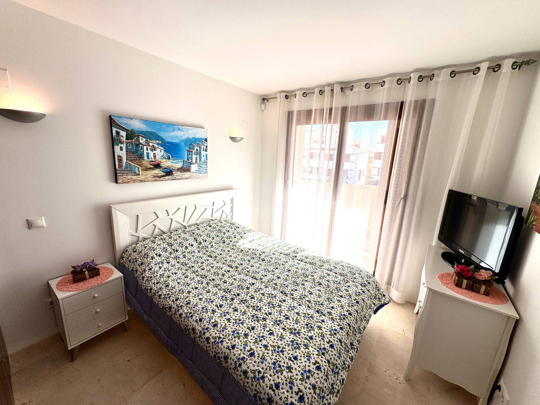 For sale - 2 Bedroom 1 Bathroom Apartment in Torrevieja - Punta Prima  - Alicante