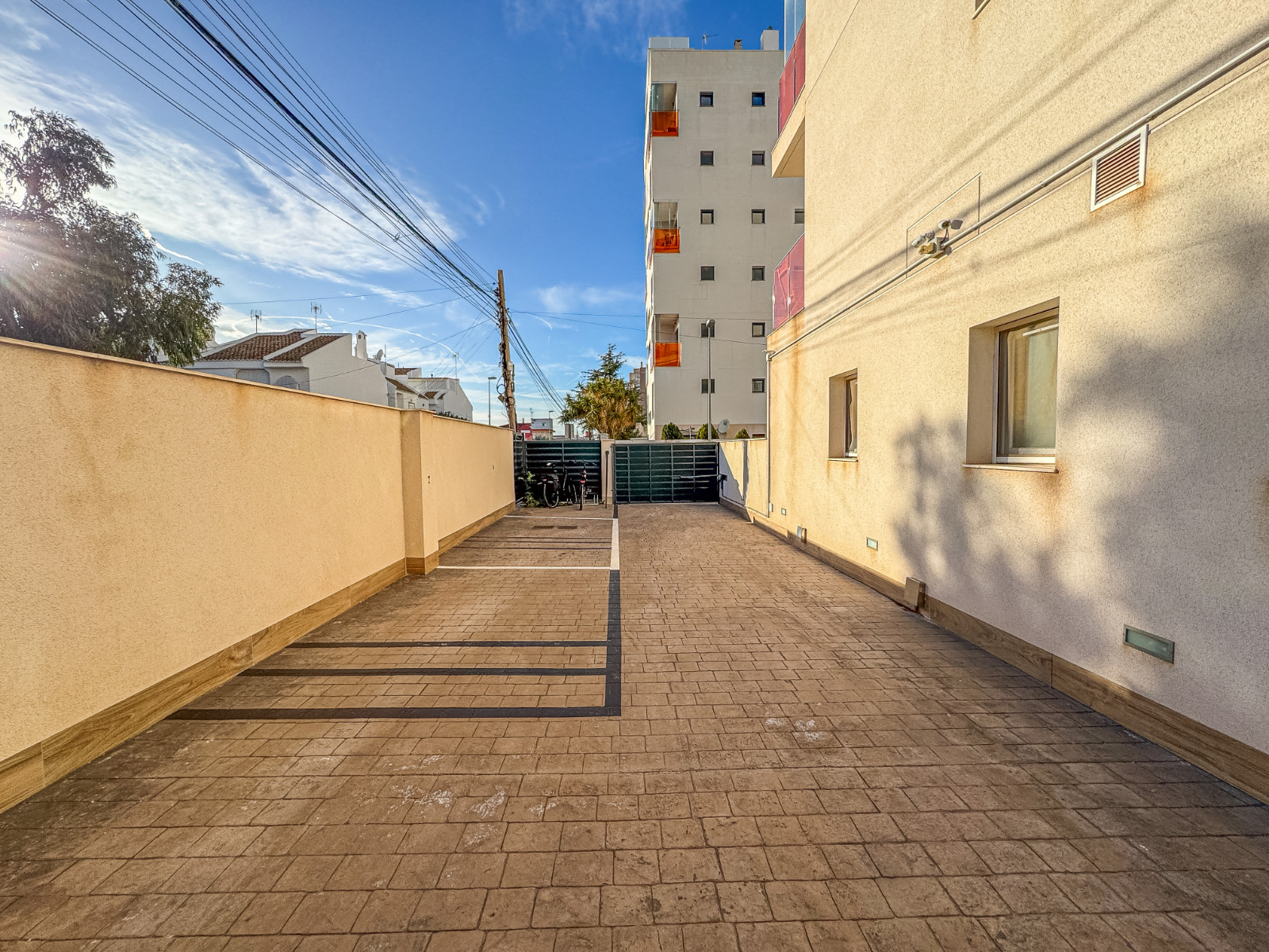 For sale - 2 Bedroom 1 Bathroom Apartment in Torrevieja - Costa Blanca  - Alicante
